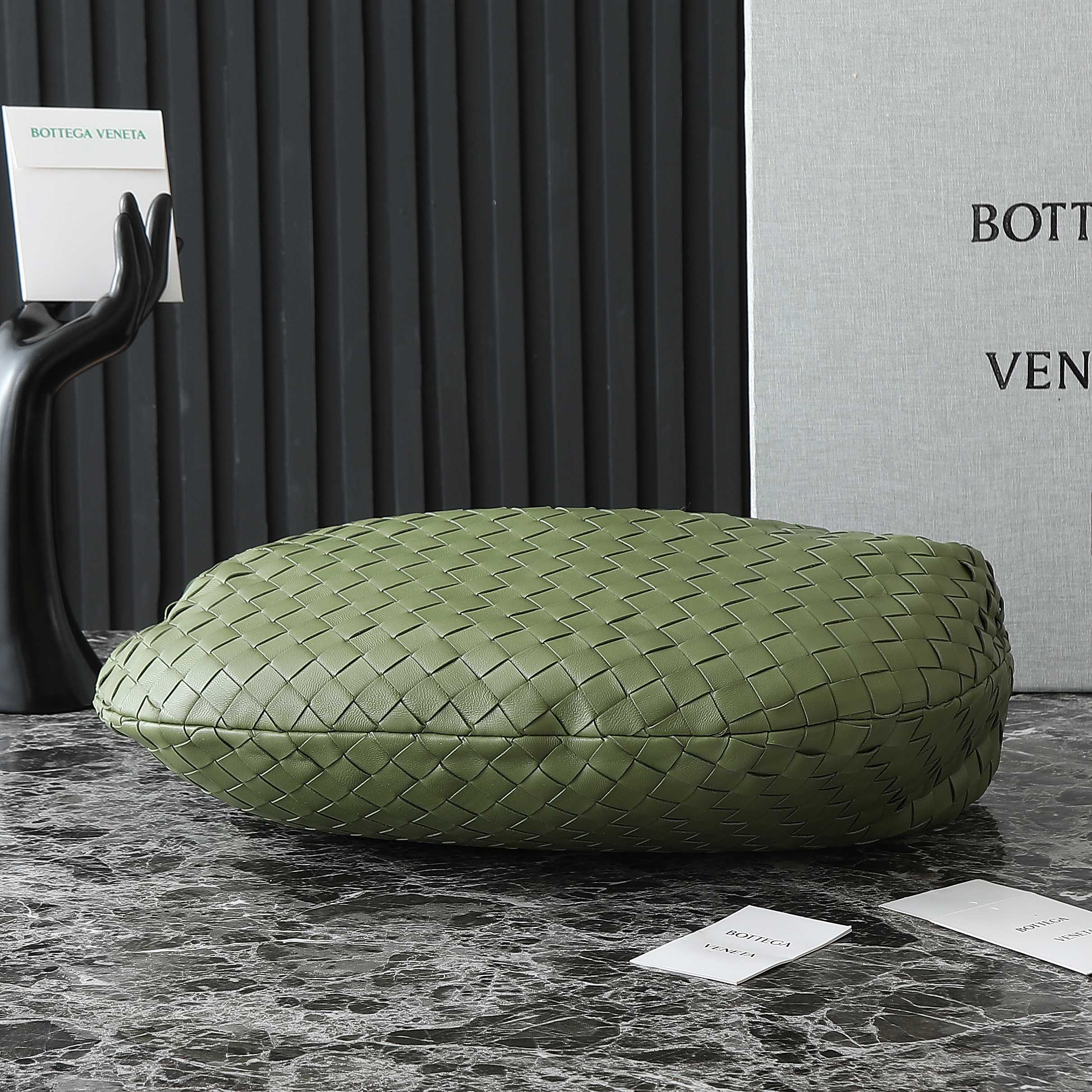 Large Woven Shoulder Bag, Stylish and Spacious, Inspired Design, 48x40x16cm 4 a1748410153347 7111