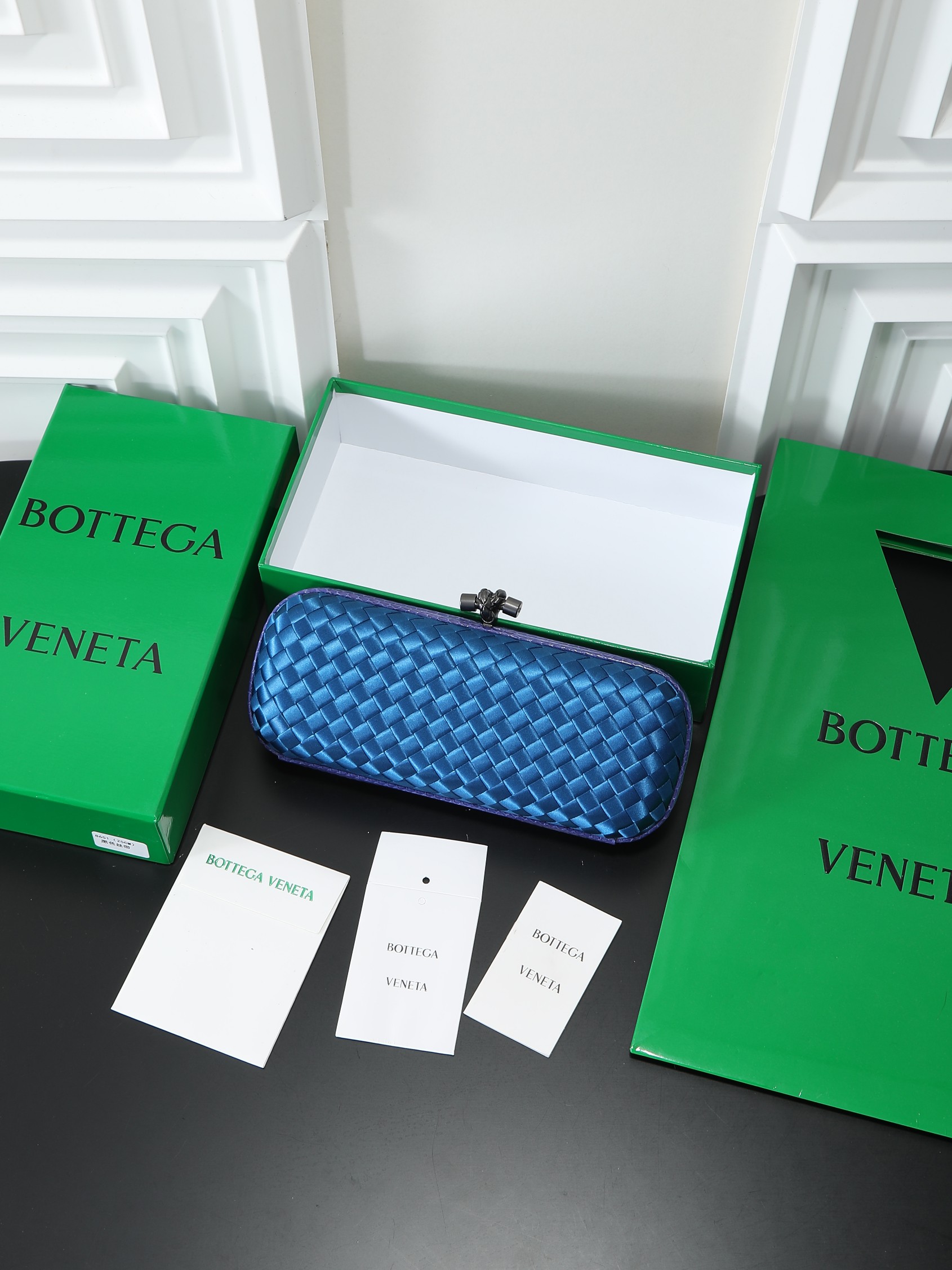 _d-F9sSHXhBedEVqCOpIET5izKa07b-IqK4M1HbA