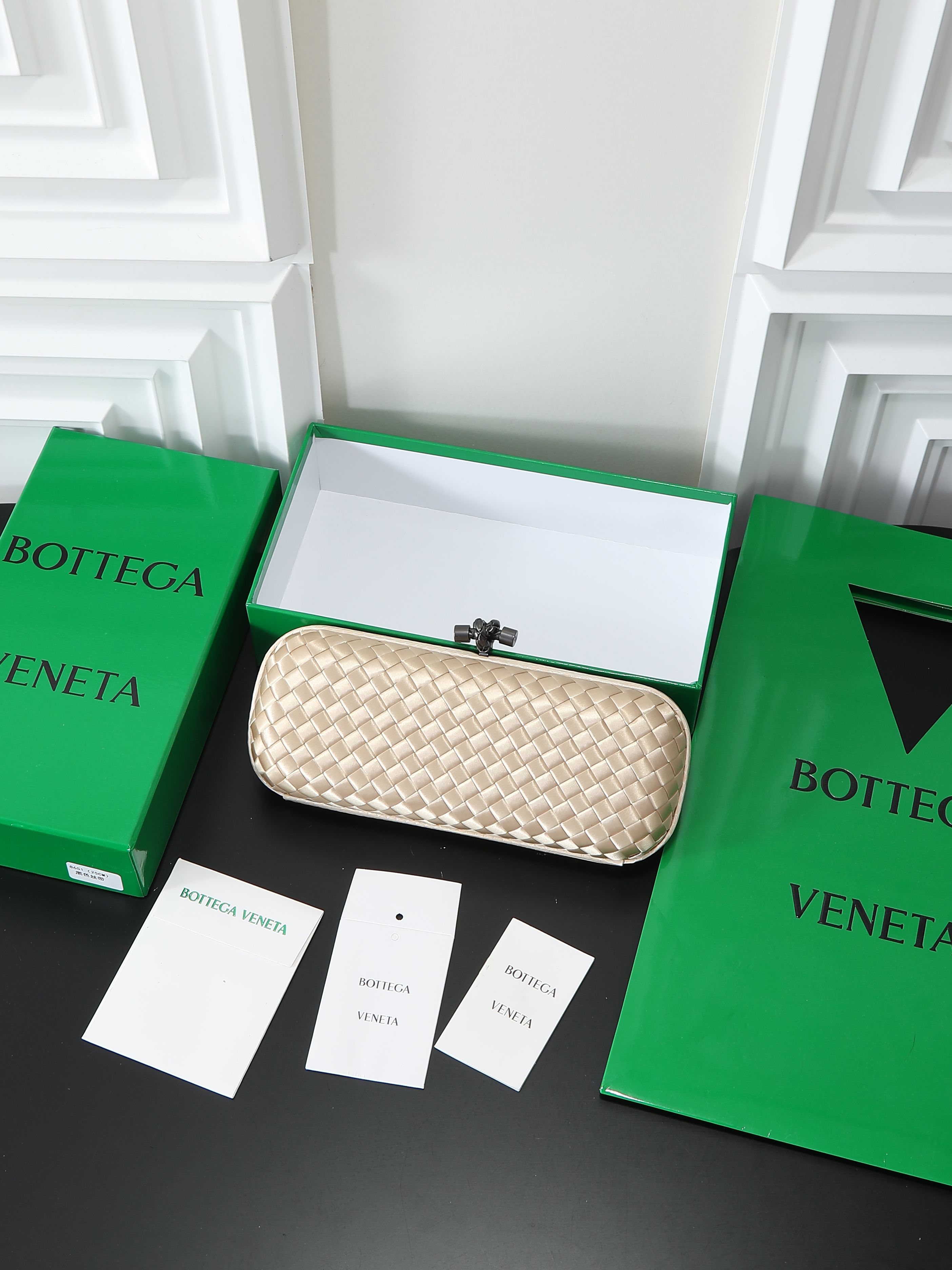 _dax9svmGtFasrMRfLDUkY9jVed3TsiQ1ogcmcaw