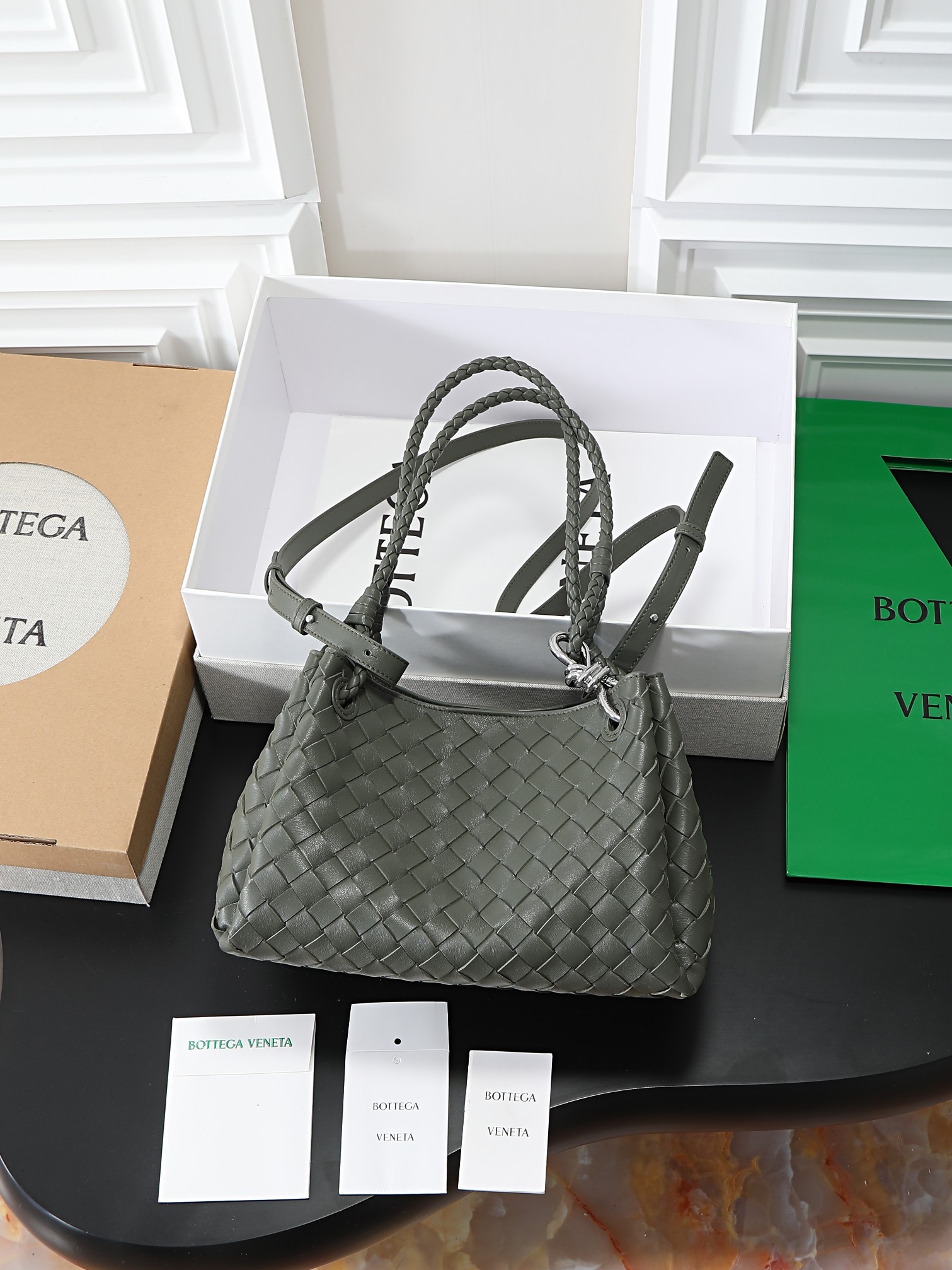 _duU9sfe9T3z7LQzezokvKIcUocLjv1_9U5iyjkQ