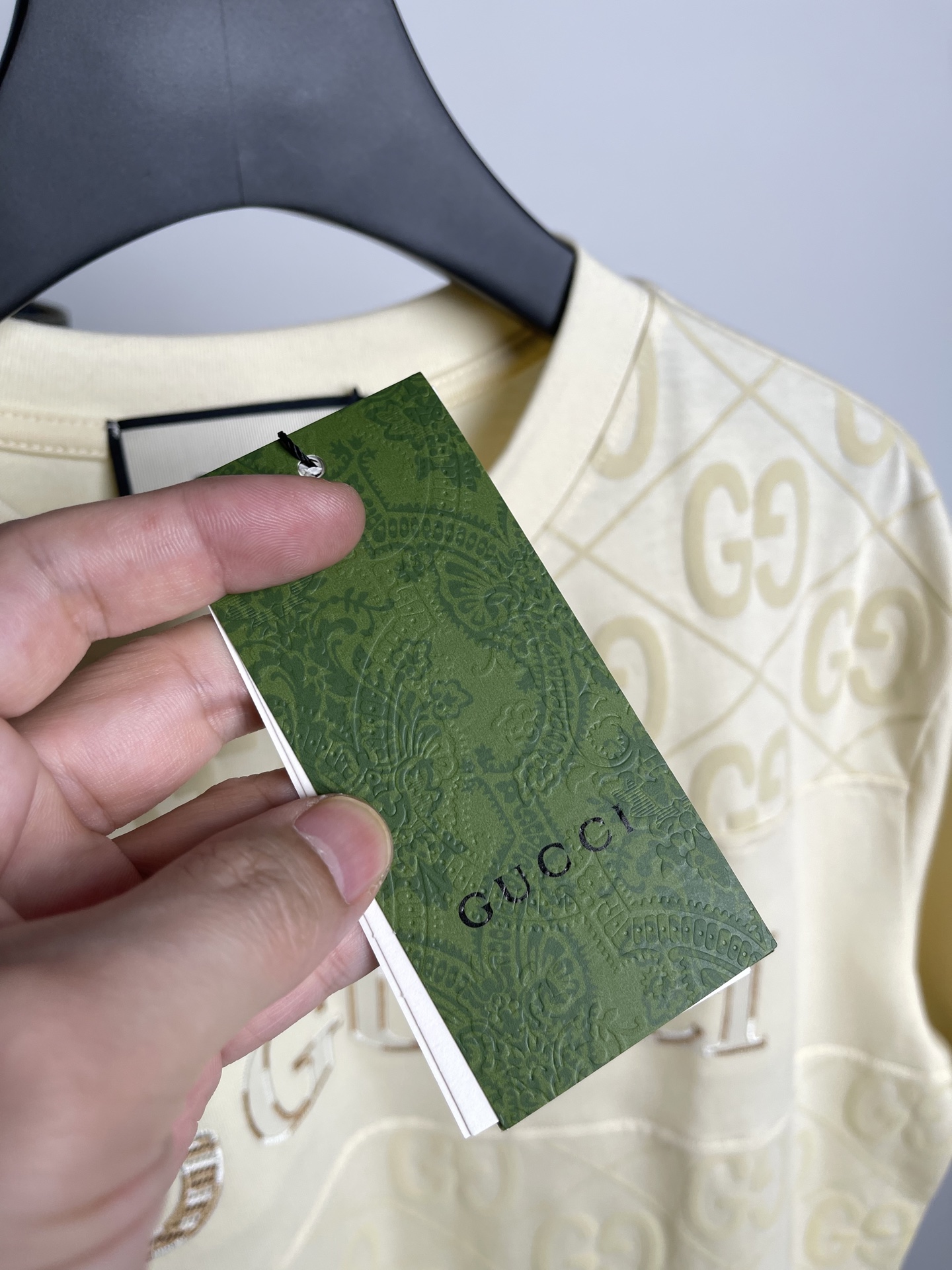 Gucci2026春夏新品短袖T恤，原版印花刺绣字母Logo，三标齐 帅气时尚，简约百搭款。纯棉面料.穿