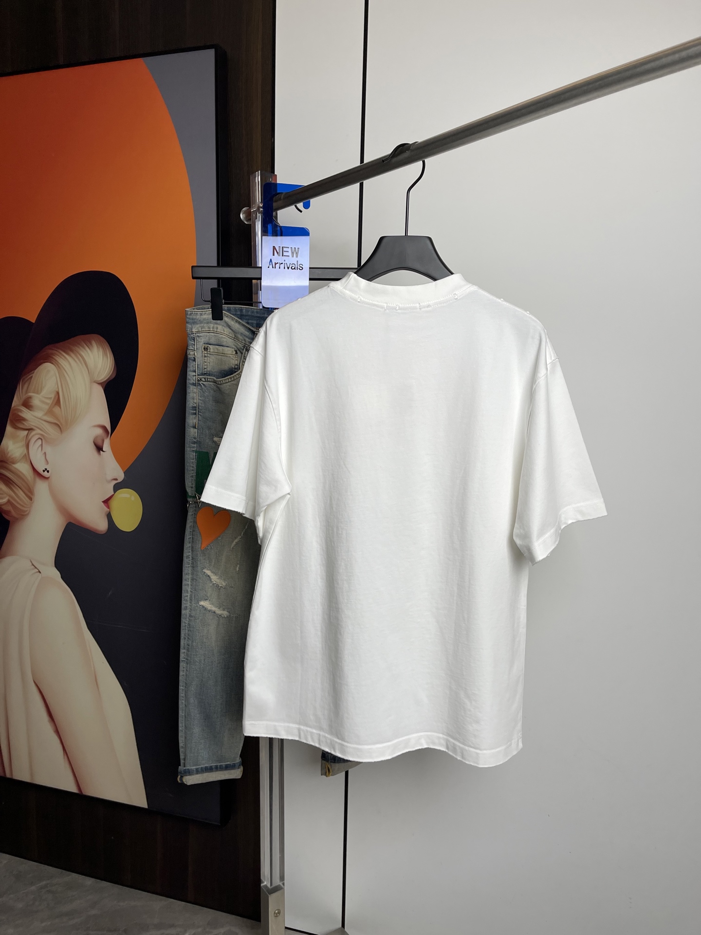 Dior2026春夏新品短袖T恤，原版印花刺绣.三标齐 ！简约百搭款。高克纯棉面料.穿着透气舒适！白色 