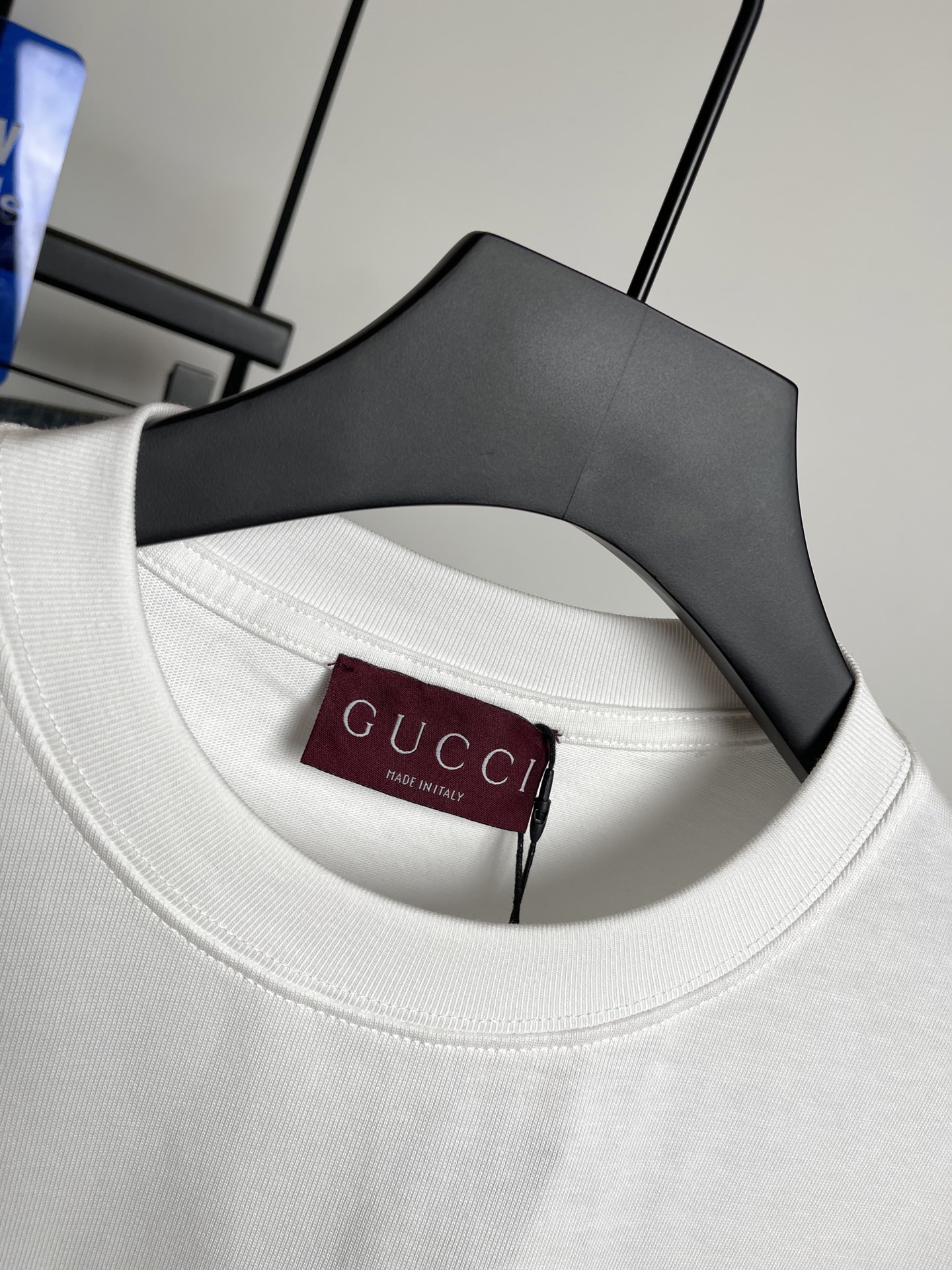 Gucci2026春夏新品短袖T恤，原版印花刺绣.三标齐 ！简约百搭款。高克纯棉面料.穿着透气舒适！白色