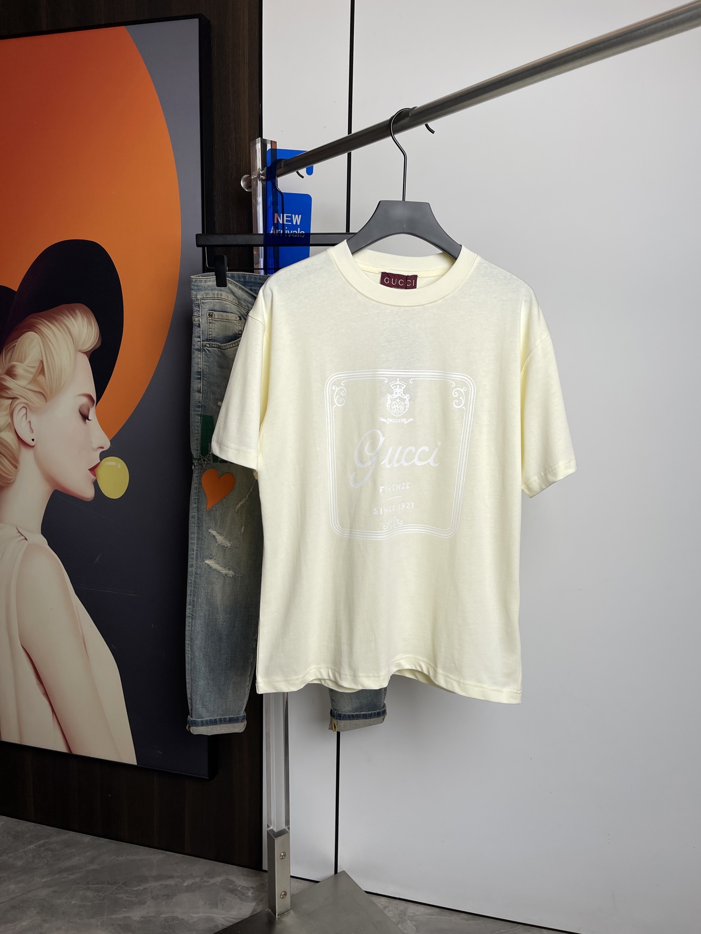 Gucci2026春夏新品短袖T恤，原版印花刺绣.三标齐 ！简约百搭款。高克纯棉面料.穿着透气舒适！黑白