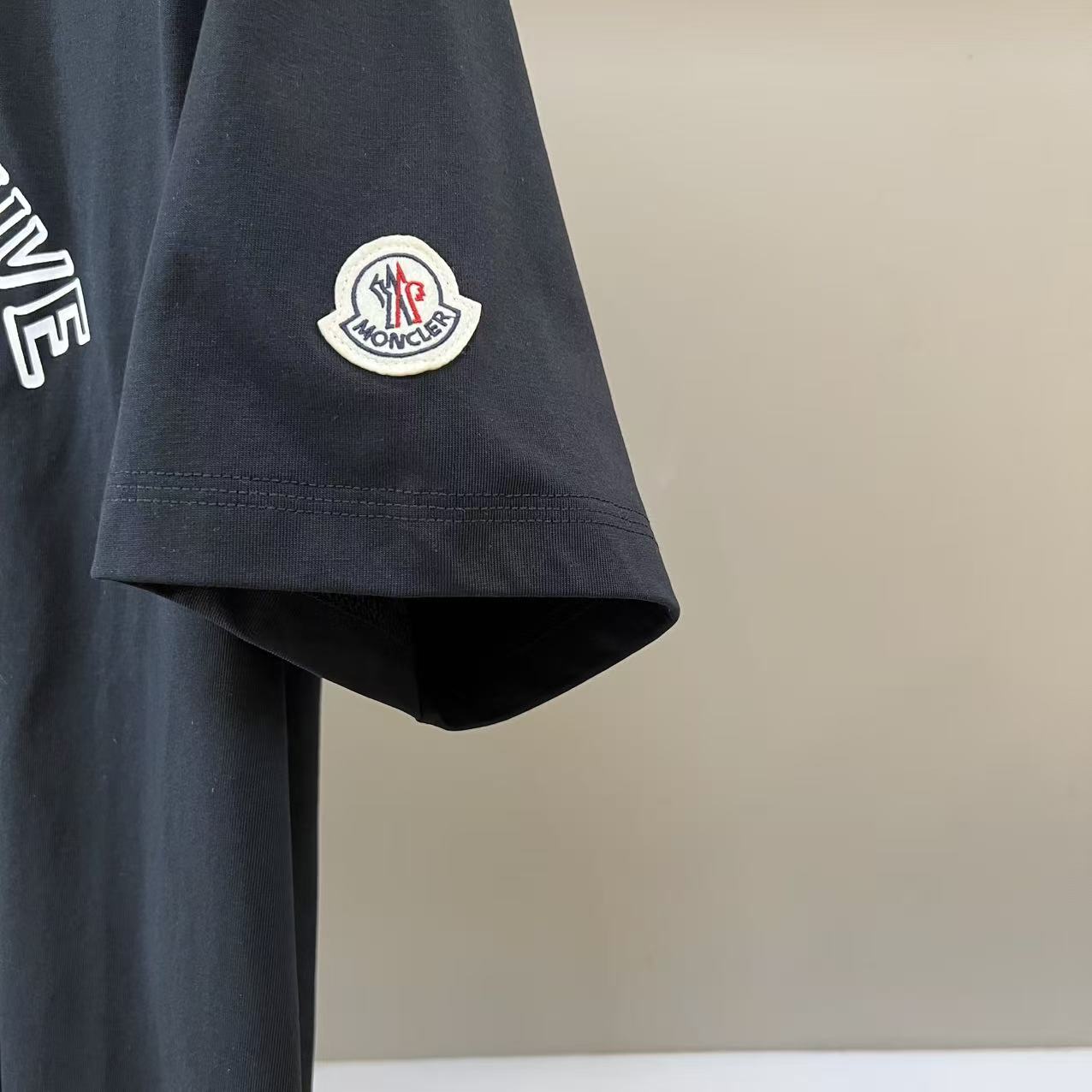 。 高版本 Mon 🔥🔥高端定制 2026早春独家专供新款原单男士休闲短袖T恤 高端定制 高端版本 时尚