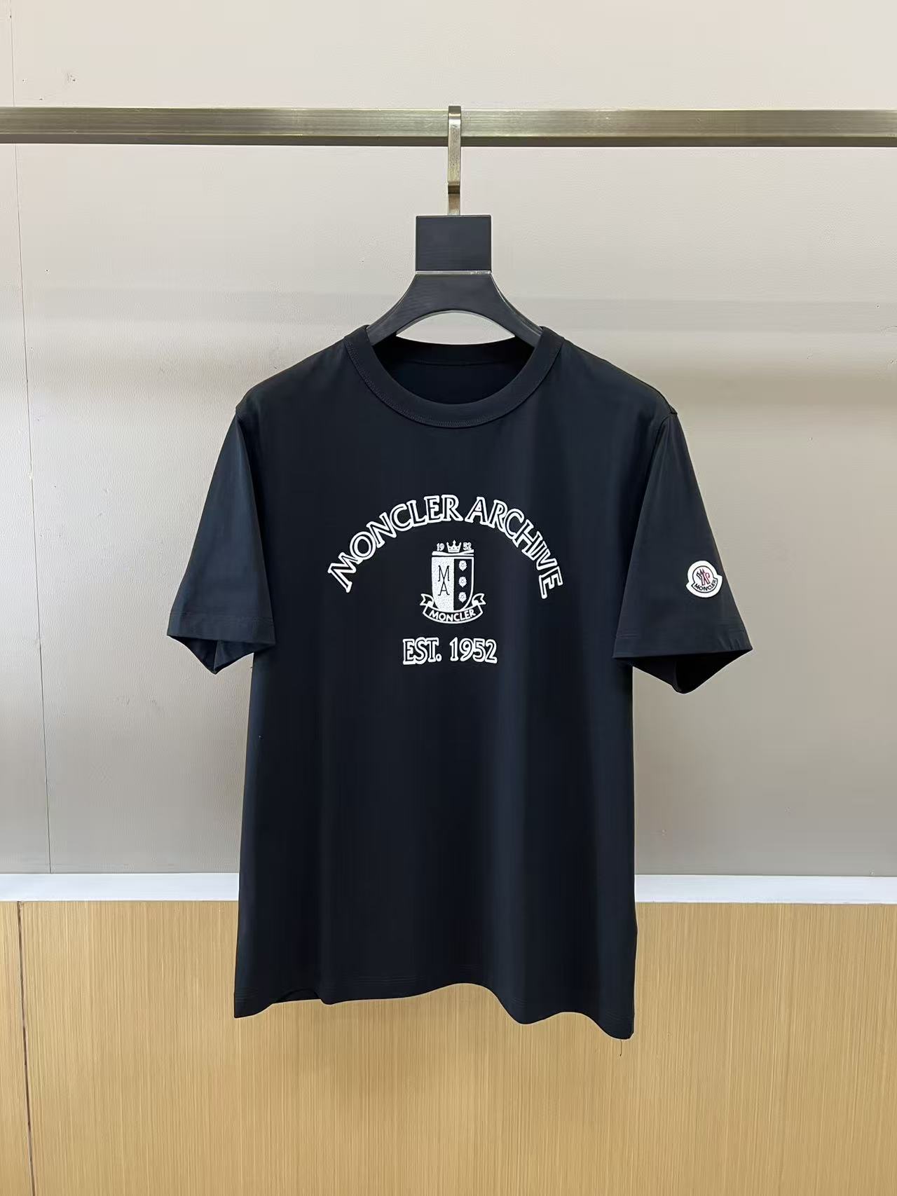 。 高版本 Mon 🔥🔥高端定制 2026早春独家专供新款原单男士休闲短袖T恤 高端定制 高端版本 时尚