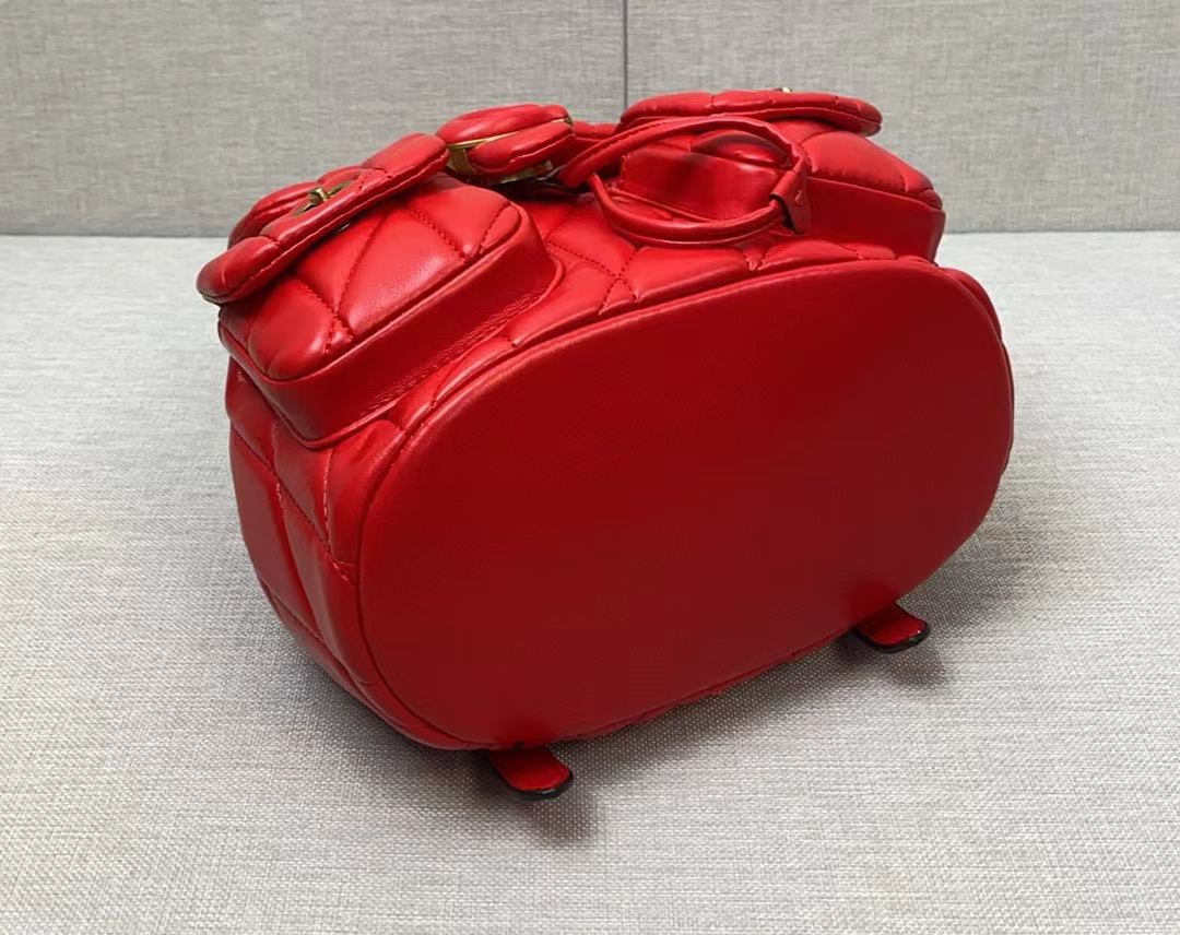 Coach双肩包4月新品 CU076 CU077經典Tabby系列的小背包 可愛到飞起 小羊皮材質,內置拉繩和搭扣,肩帶可調節 7