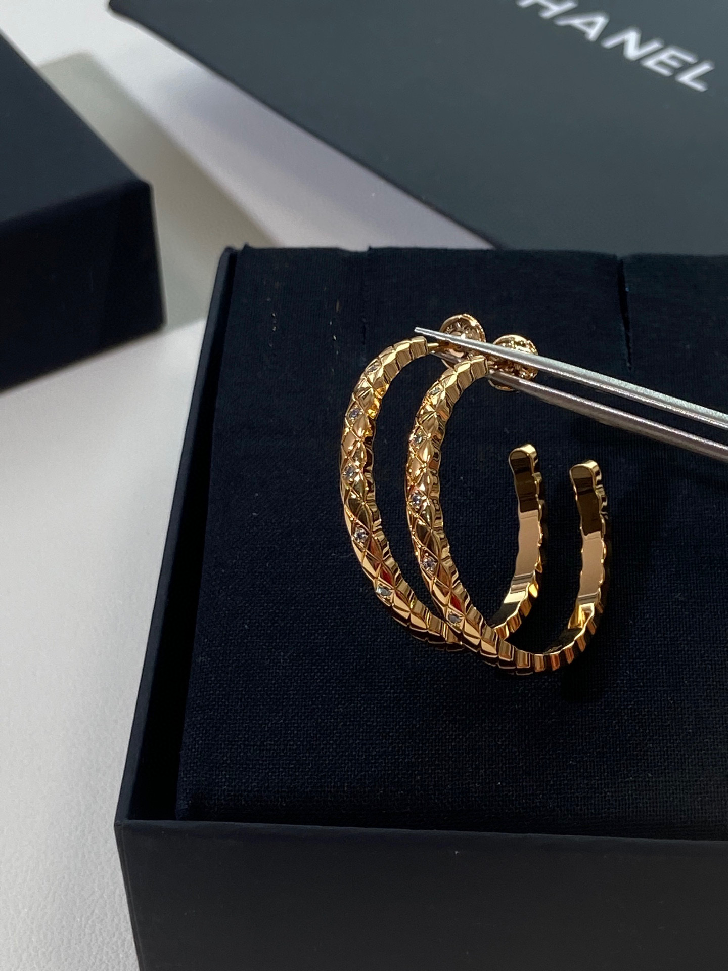 Elegant Coco Crush Earrings, Quilted Design with Sparkling Diamond Accents 6 i1748932977195 7922 0 8