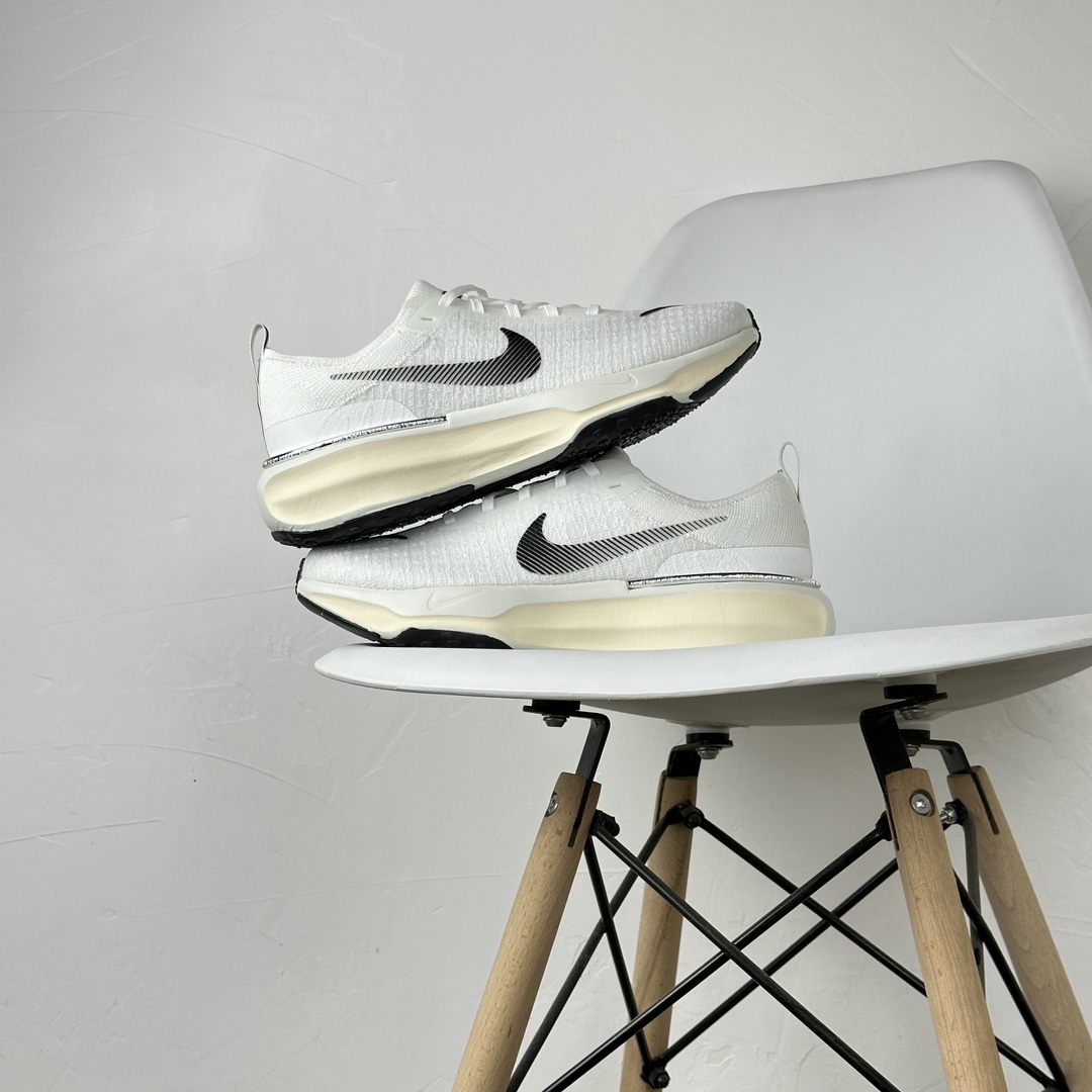 나이키에어줌 ZoomX Invincible Run Flyknit 러닝화 DR2660 이미지 2
