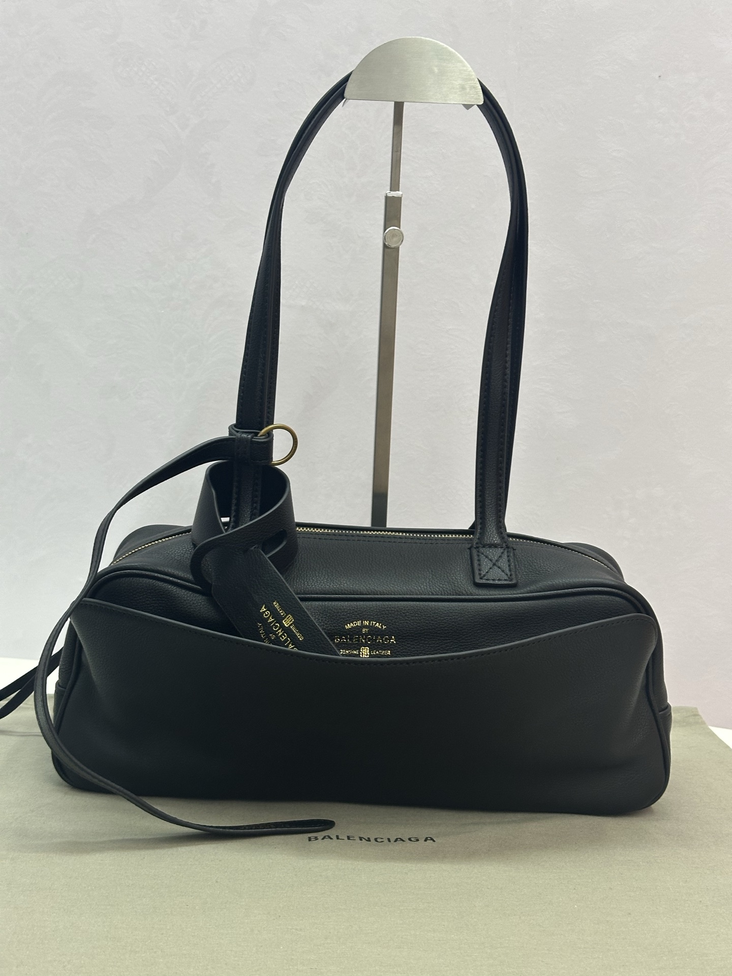Balenciaga small everyday