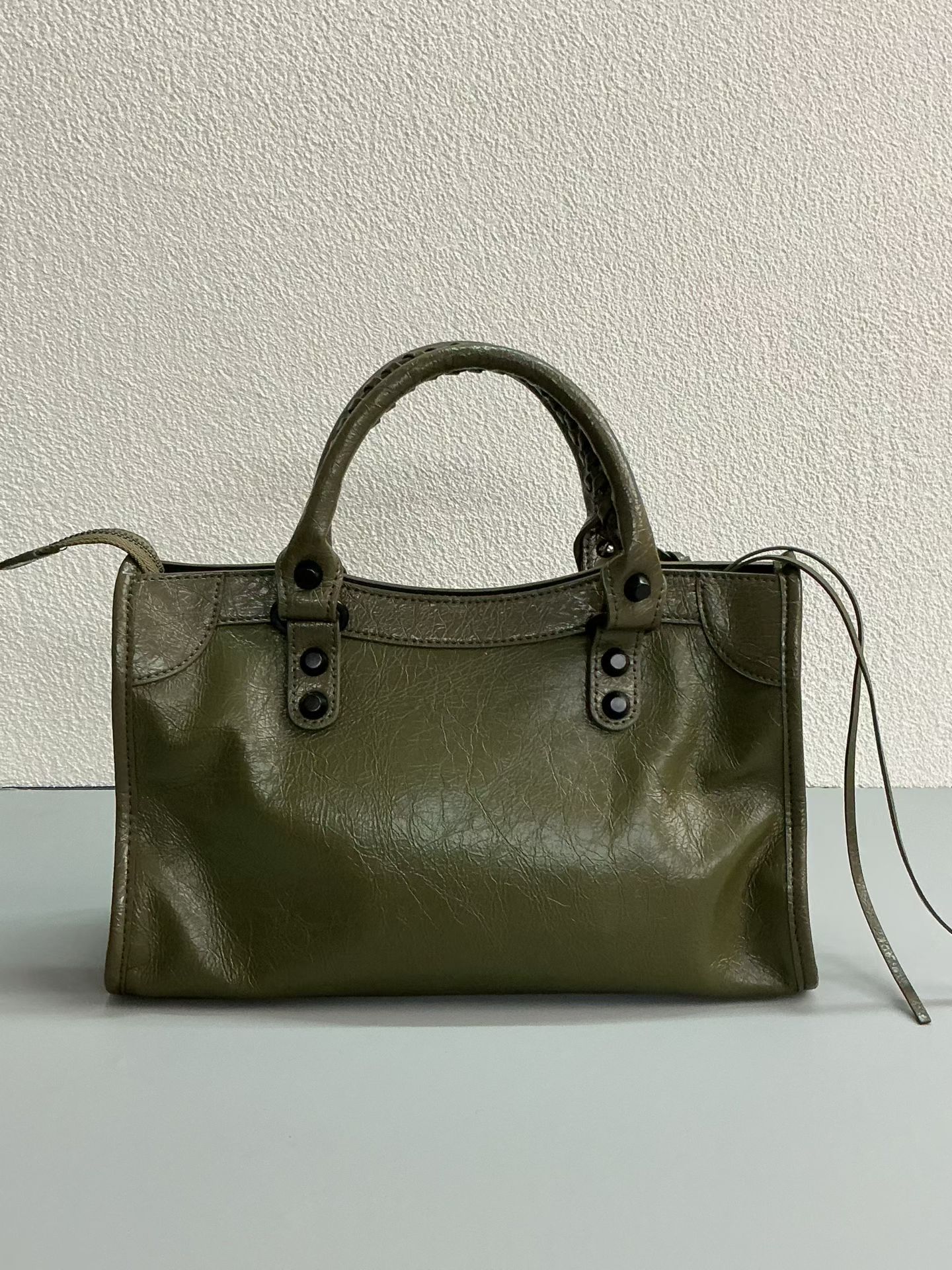 Balenciaga Tasche Mittelgroß kostenloser Versand — photo 9