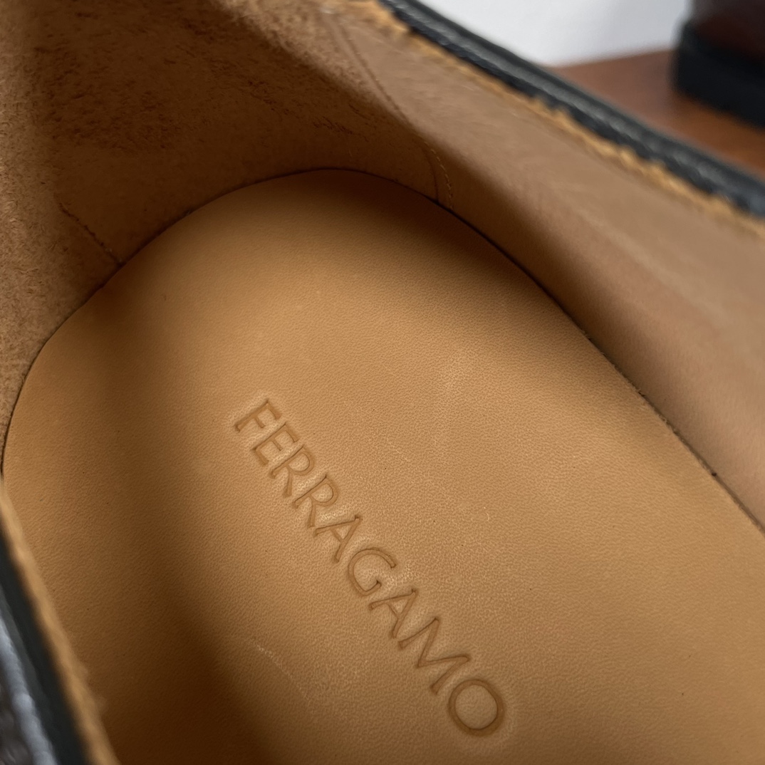 Ferragamo Classic Luxury Leather Shoe Loafer Ref.65181BA5 8