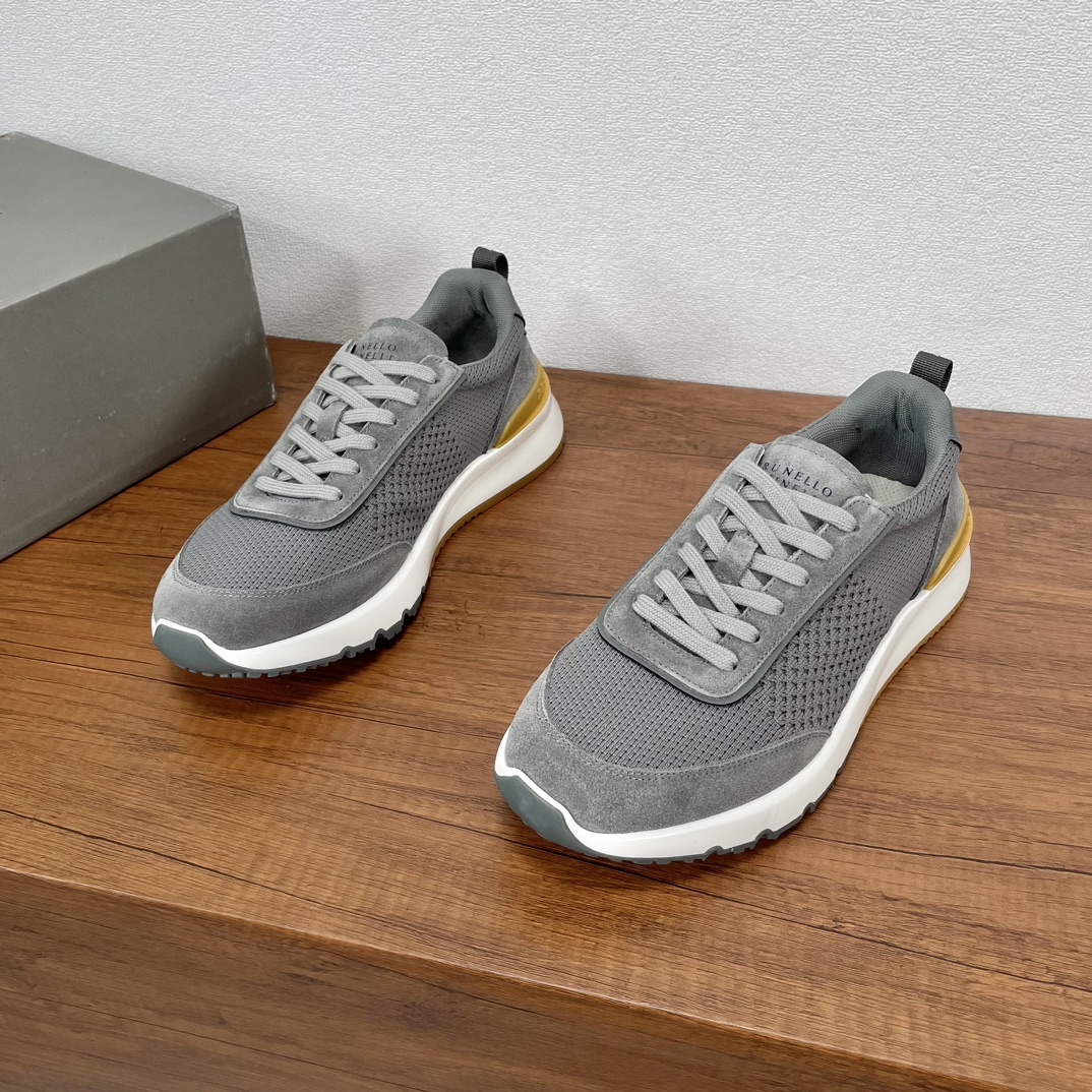 NO:275524,Code: YS003545 BRUNELLO CUCINELLI BC new men's leather knitted casual sneakers. Brunello Cucinelli's classic yarn and cowhide reverse leather inspires the exquisiteness and sports taste of this sneaker. The upper of the variegated knitted upper is extremely light and elastic. The tight appearance is displayed on both sides of the shoe. The toe adopts the unique 