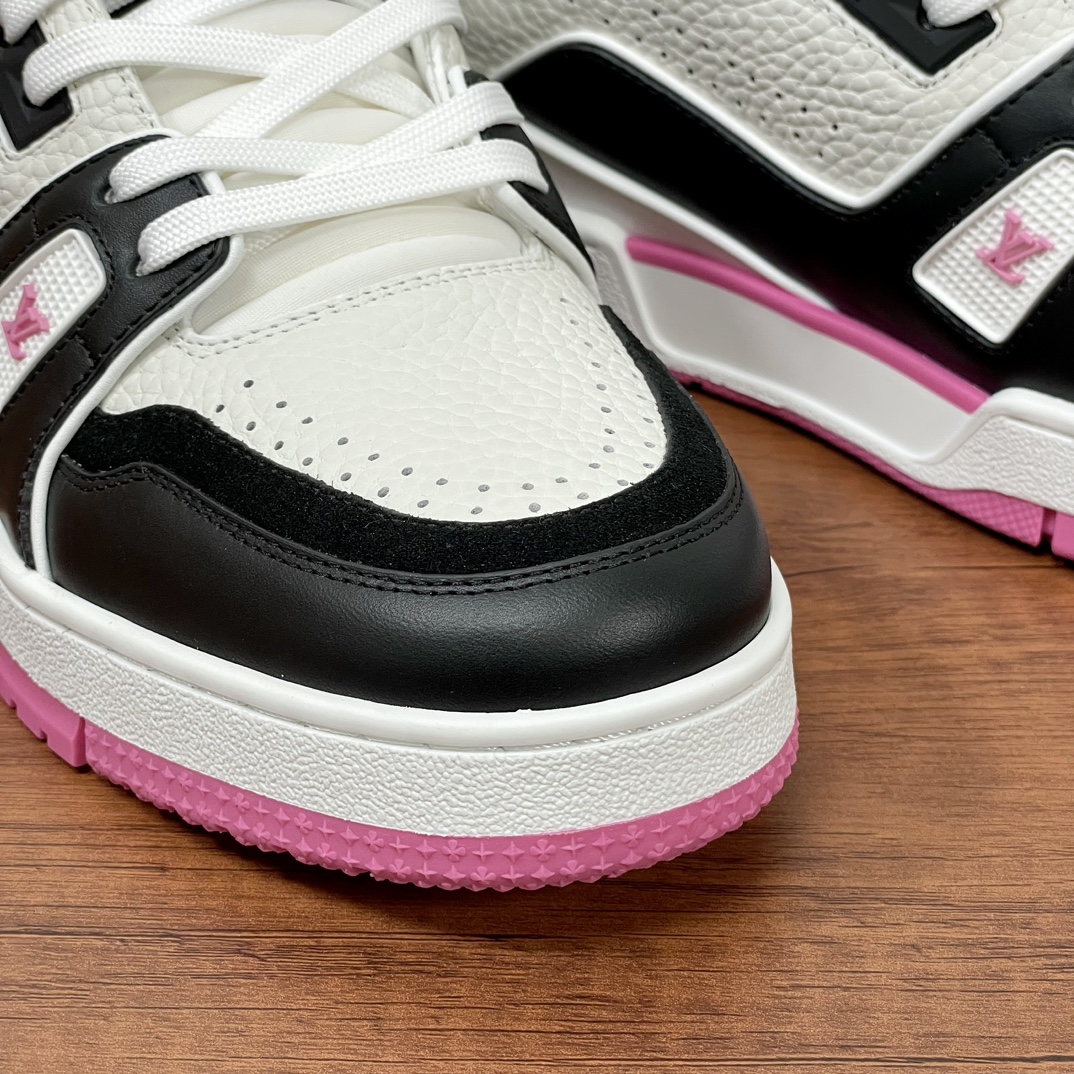 Louis Vuitton Trainer Sneakers: עור לבן, שחור וורוד לגברים, נוחות וסגנון 10 i1729338731 4713 0