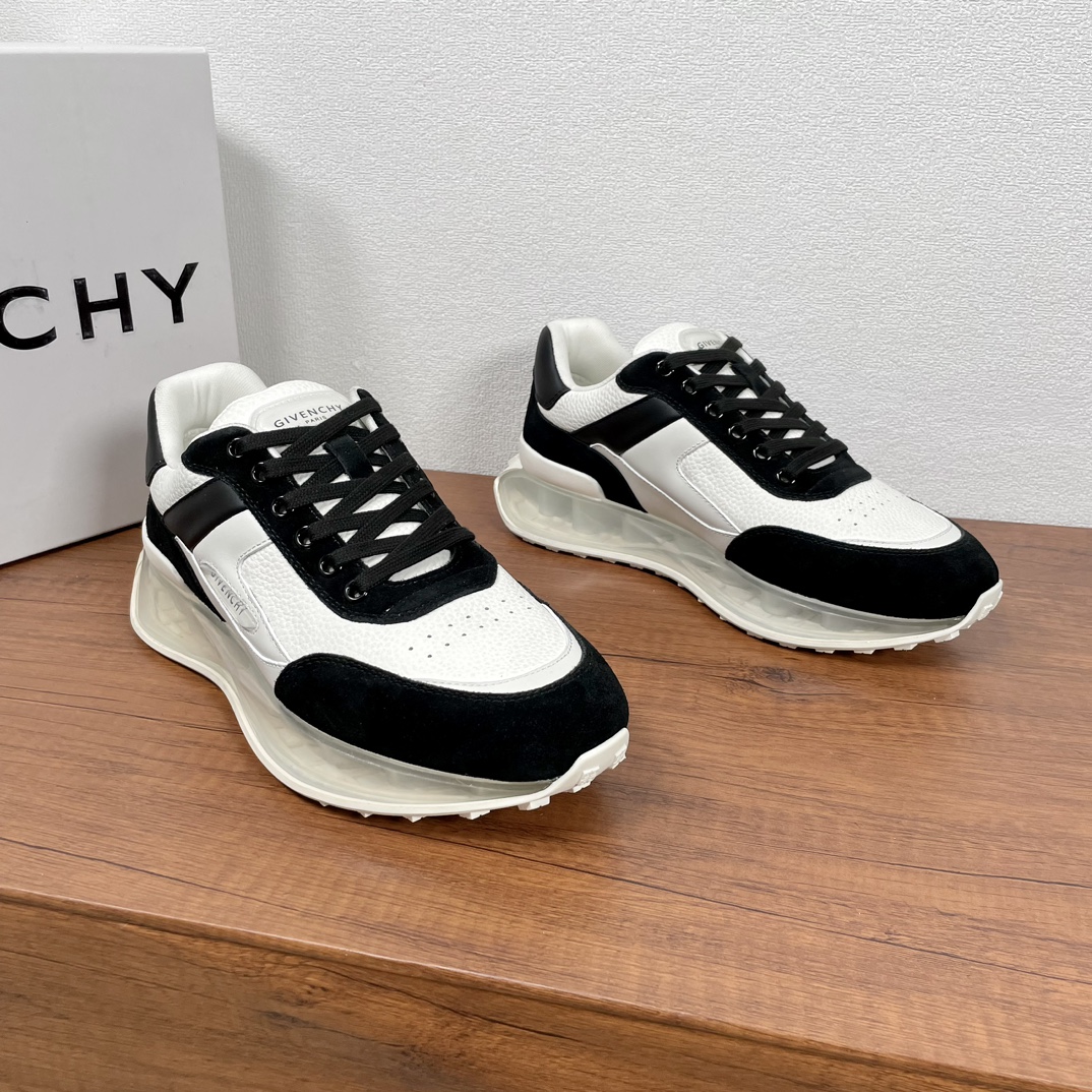 Givenchy/纪梵希 新款男士拼接气垫厚底运动鞋 3