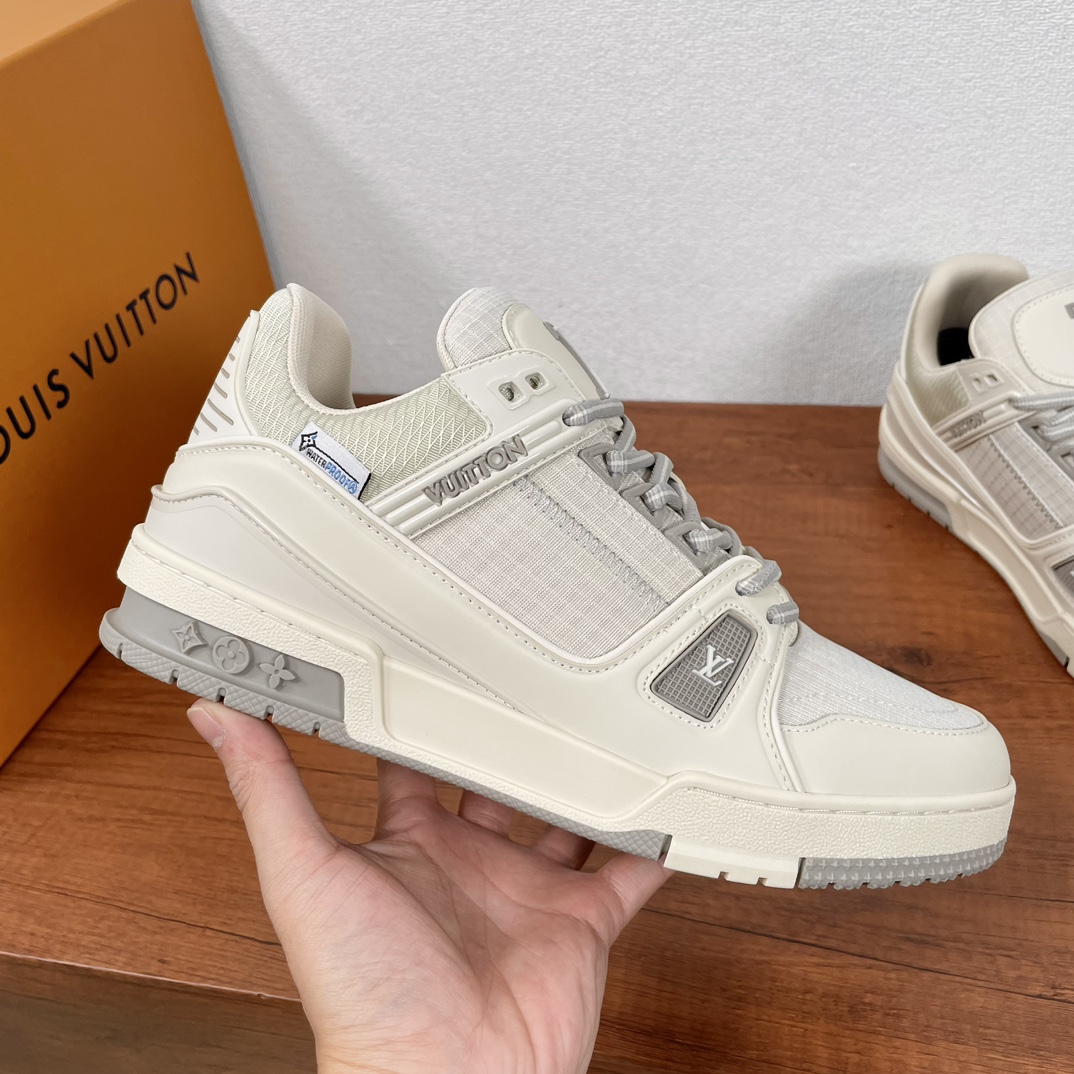 Louis Vuitton Trainer Sneaker: Beige Leather & Mesh, Iconic Design, Sizes 39-44 5 i1732536812 3071 1