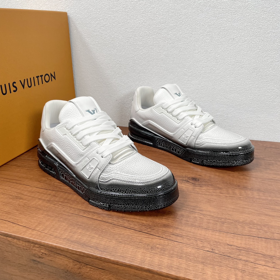 Louis Vuitton Trainer Sneaker White Leather, Iconic Design and Comfortable Fit 4 i1734593883 1049 2