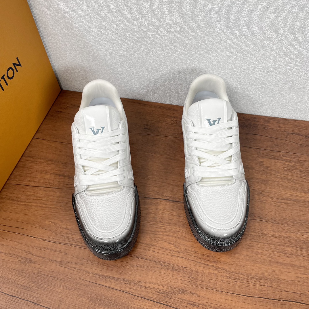 Louis Vuitton Trainer Sneaker White Leather, Iconic Design and Comfortable Fit 3 i1734593883 4788 4