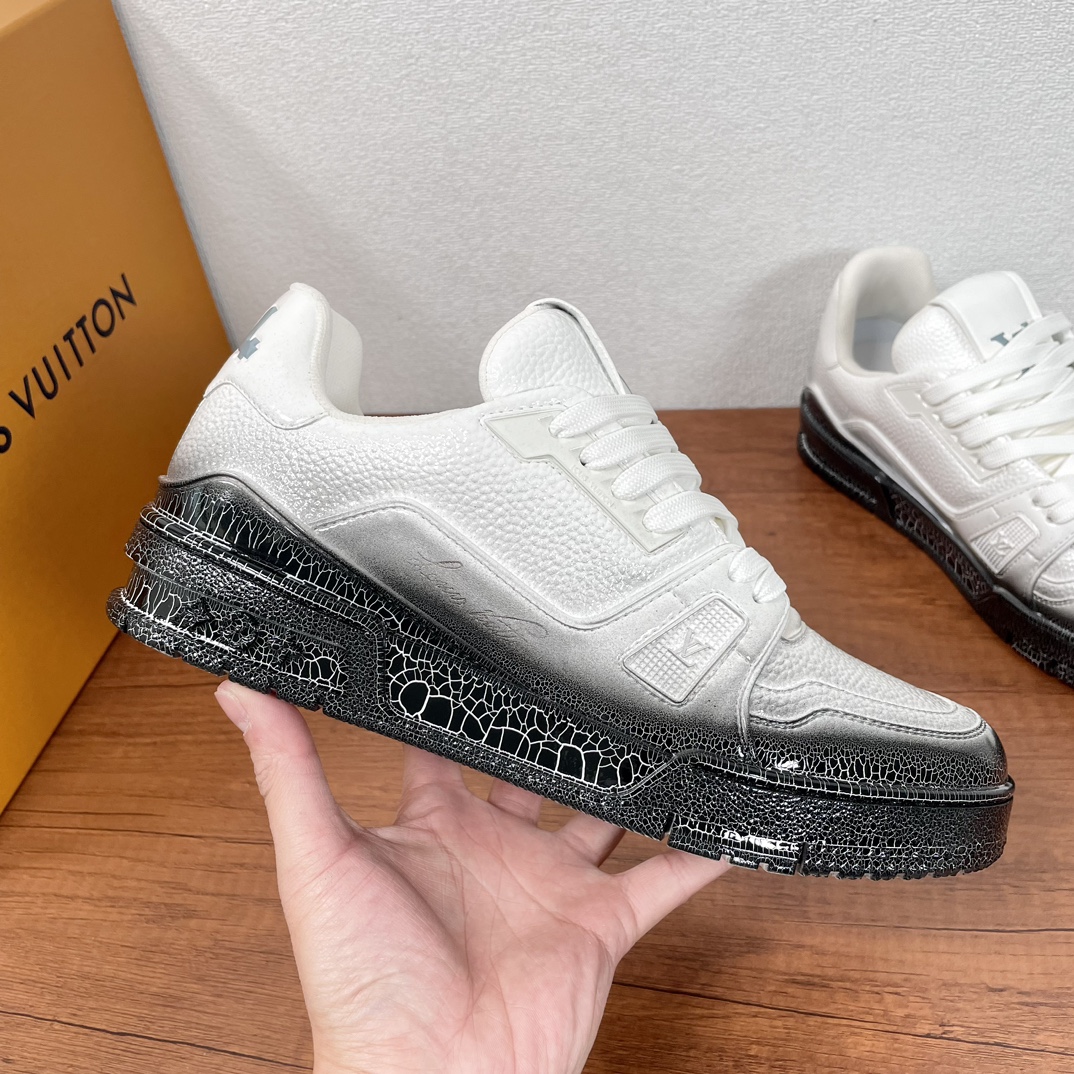 Louis Vuitton Trainer Sneaker White Leather, Iconic Design and Comfortable Fit 5 i1734593883 5853 7