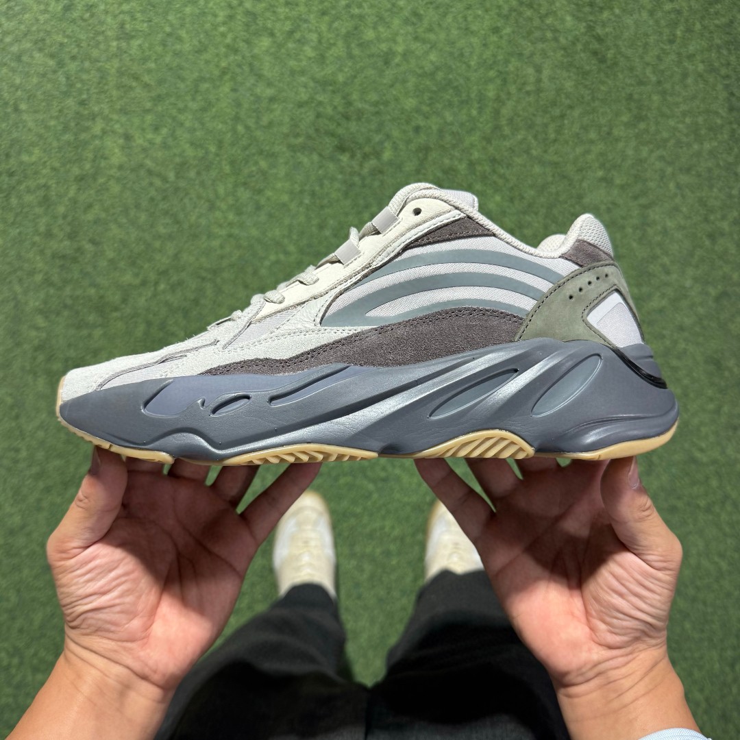 🈴福利特价#OG纯原版本 Yeezy 500/700/700V2国内知名厂牌出品 市售最高天花板品质 全