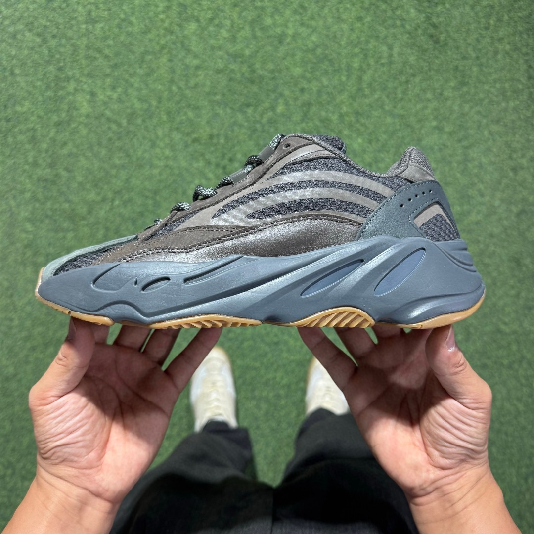 🈴福利特价#OG纯原版本 Yeezy 500/700/700V2国内知名厂牌出品 市售最高天花板品质 全