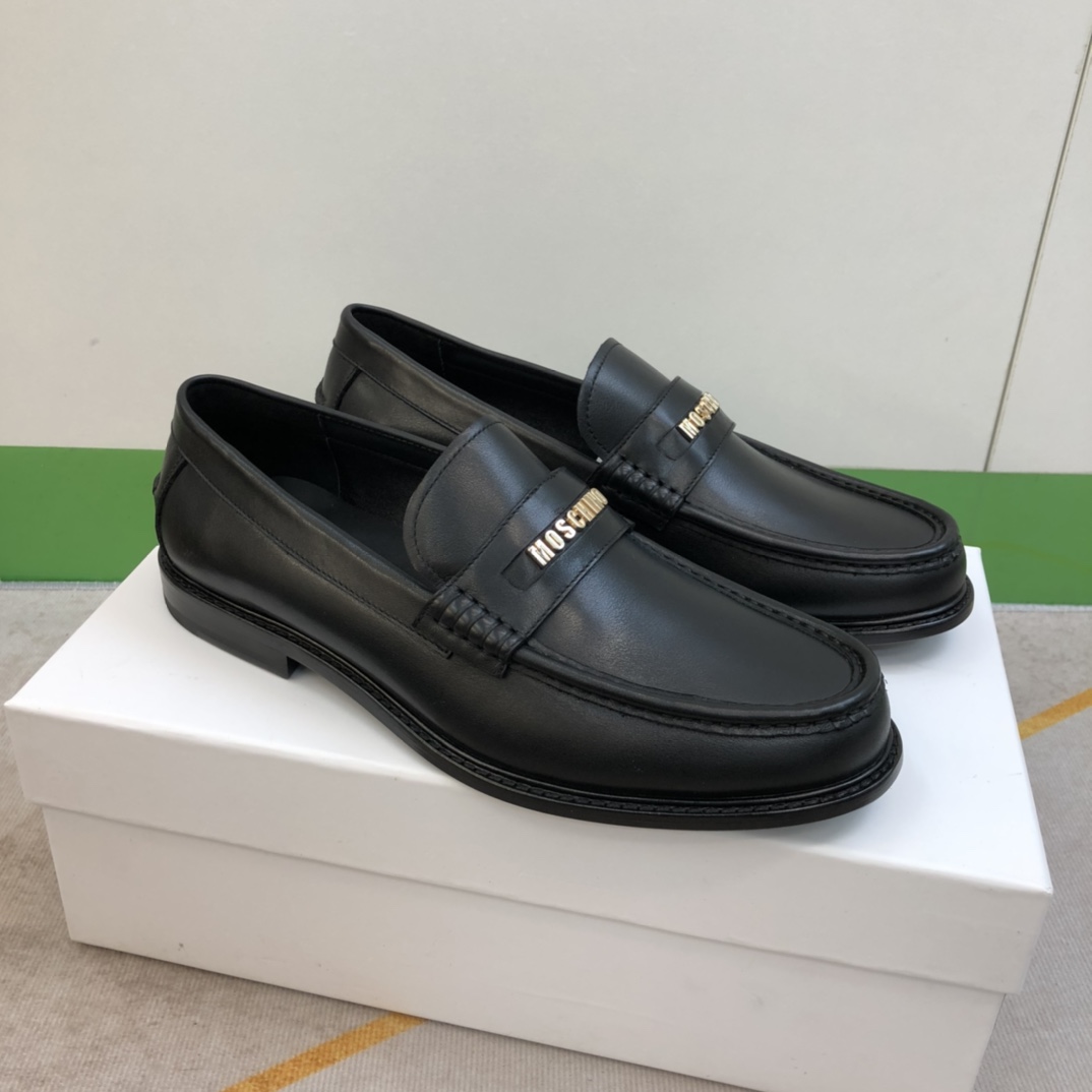 ️Moschino️莫斯奇诺德比鞋真皮底款️码39一445一10️休闲走秀皮鞋！纯正高品质可11比较！面