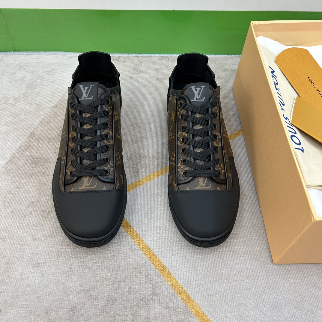 ️LV️高品质顶尖工艺品️男士时尚经典滑板鞋️正码39445一10️同步发售！货！顶级手工艺[强]意大利