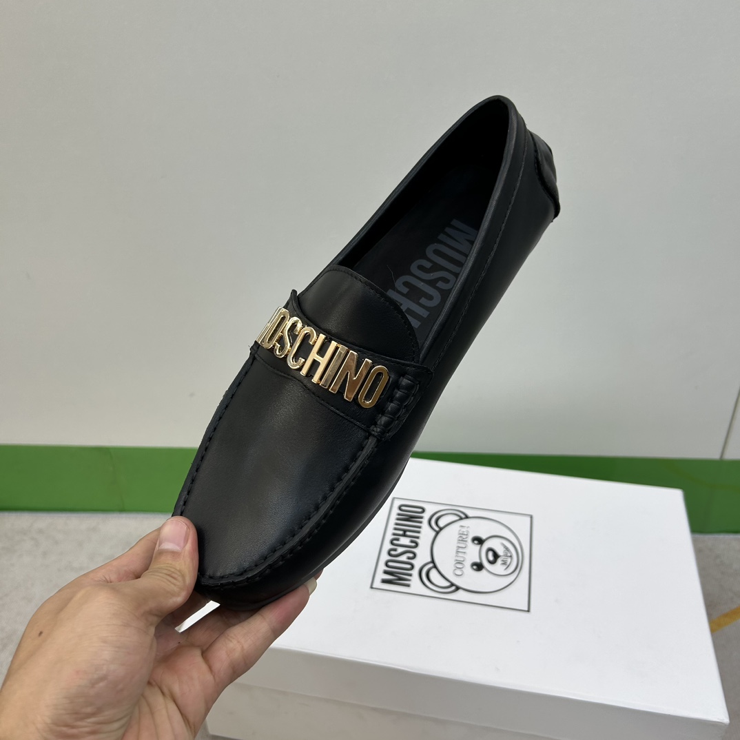 ️Moschino️莫斯奇诺驾车鞋款️码38一444一10️休闲豆豆鞋！纯正高品质可11比较！面料原版小