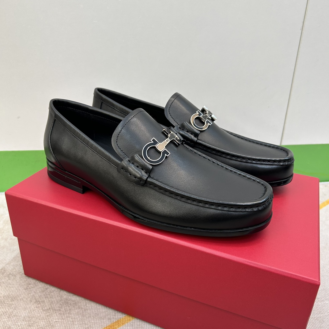 Лоферы Ferragamo
