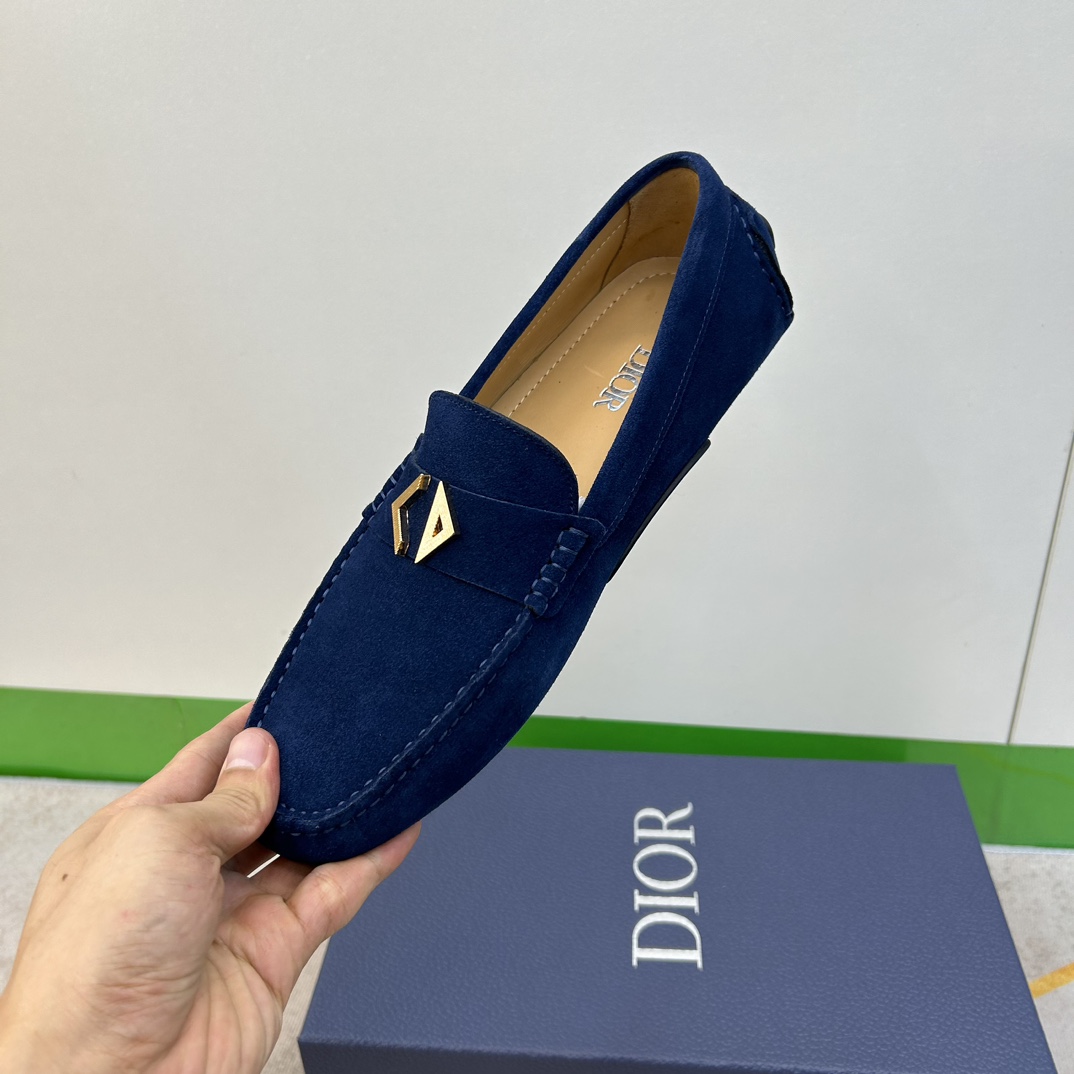 ⚠️【Dio*】⚠️驾车鞋！(豆豆款）⚠️高品质男士套脚款⚠️正码：38一44(4一10）⚠️原版粒面感