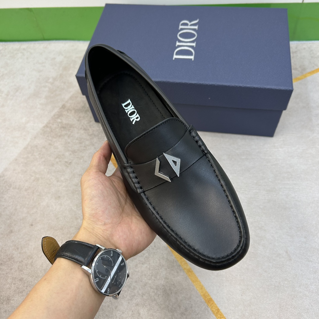 ⚠️【Dio*】⚠️驾车鞋！(豆豆款）⚠️高品质男士套脚款⚠️正码：38一44(4一10）⚠️原版粒面感