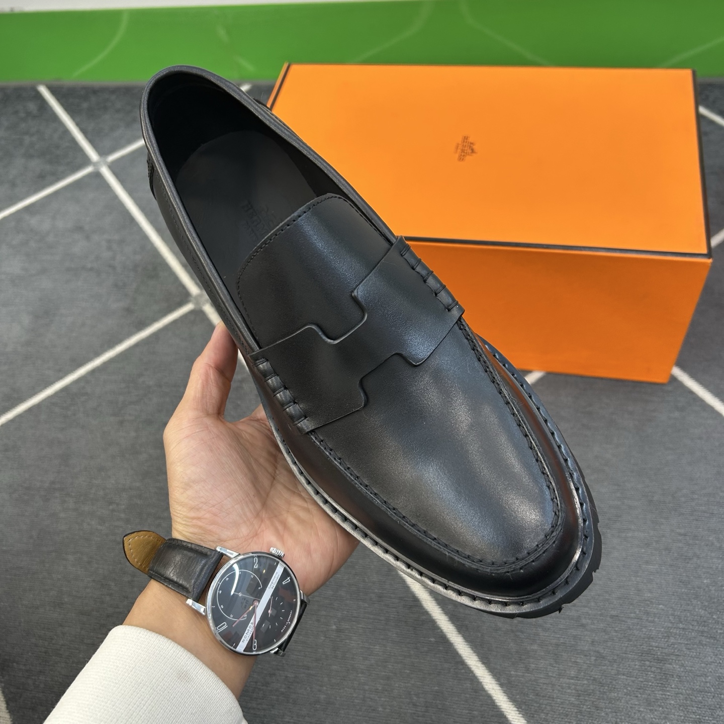 ⚠️【HMS＊】⚠️高品质，顶尖工艺品⚠️男士时尚经典乐福鞋⚠️正码：39－44（5-10）⚠️超轻盈舒
