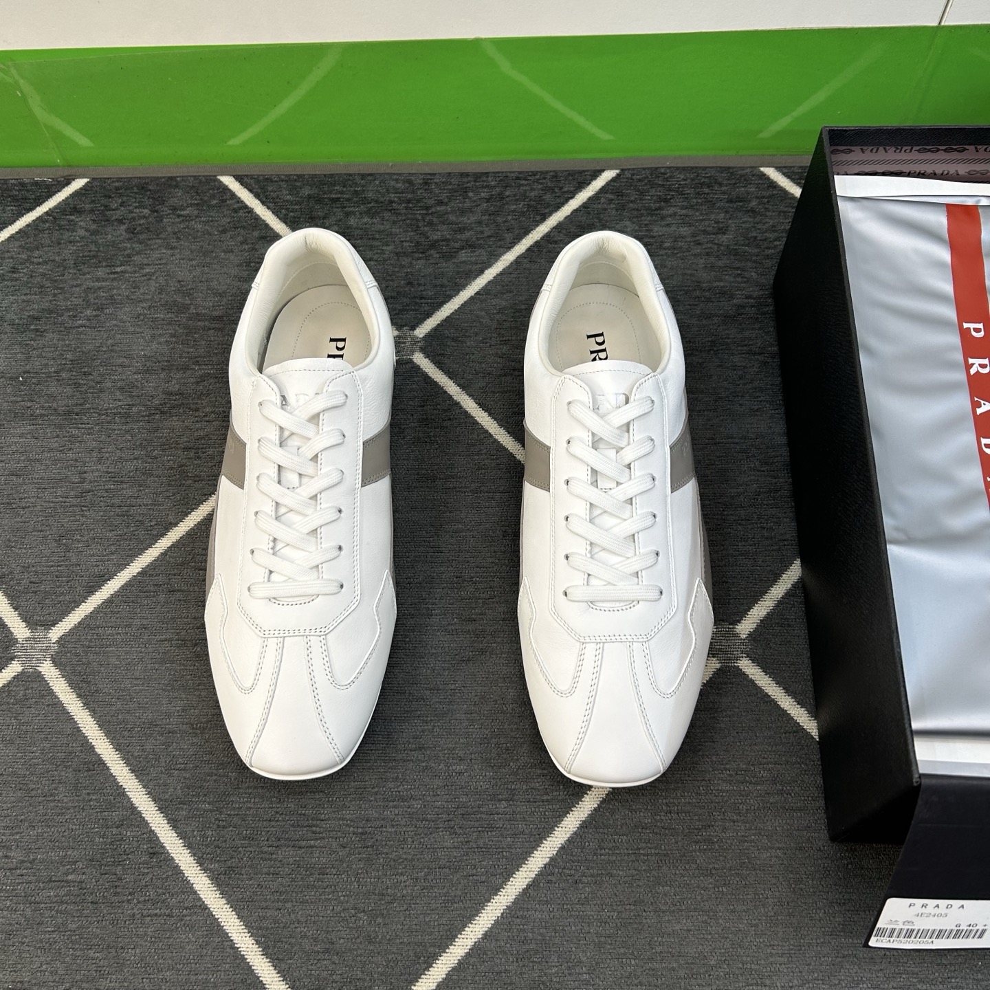 ⚠️【PR＊】⚠️高品级，顶尖工艺⚠️男士休闲款⚠️正码39一44(5－10）⚠独家原哑光小牛皮！内里小