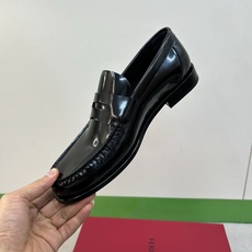 ⚠️【SF】⚠️顶尖工艺品⚠️时尚正装皮底⚠️正码:39一44,(6. 5 -9)⚠️同步发售⬆⬆!🐂货 ⚠️【SF】⚠️顶尖工艺品⚠️时尚正装皮底⚠️正码:39一44,(6. 5 -9)⚠️同步发售⬆⬆!🐂货