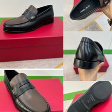 ⚠️【SF】⚠️顶尖工艺品⚠️时尚正装皮底⚠️正码:39一44,(6. 5 -9)⚠️同步发售⬆⬆!🐂货 ⚠️【SF】⚠️顶尖工艺品⚠️时尚正装皮底⚠️正码:39一44,(6. 5 -9)⚠️同步发售⬆⬆!🐂货