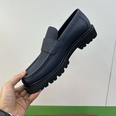 ⚠️【SF】⚠️⚠️顶尖工艺,乐福鞋⚠️码:39-44(6. 5 一9)⚠️商务皮鞋!轻盈舒适!纯正高品 ⚠️【SF】⚠️⚠️顶尖工艺,乐福鞋⚠️码:39-44(6. 5 一9)⚠️商务皮鞋!轻盈舒适!纯正高品