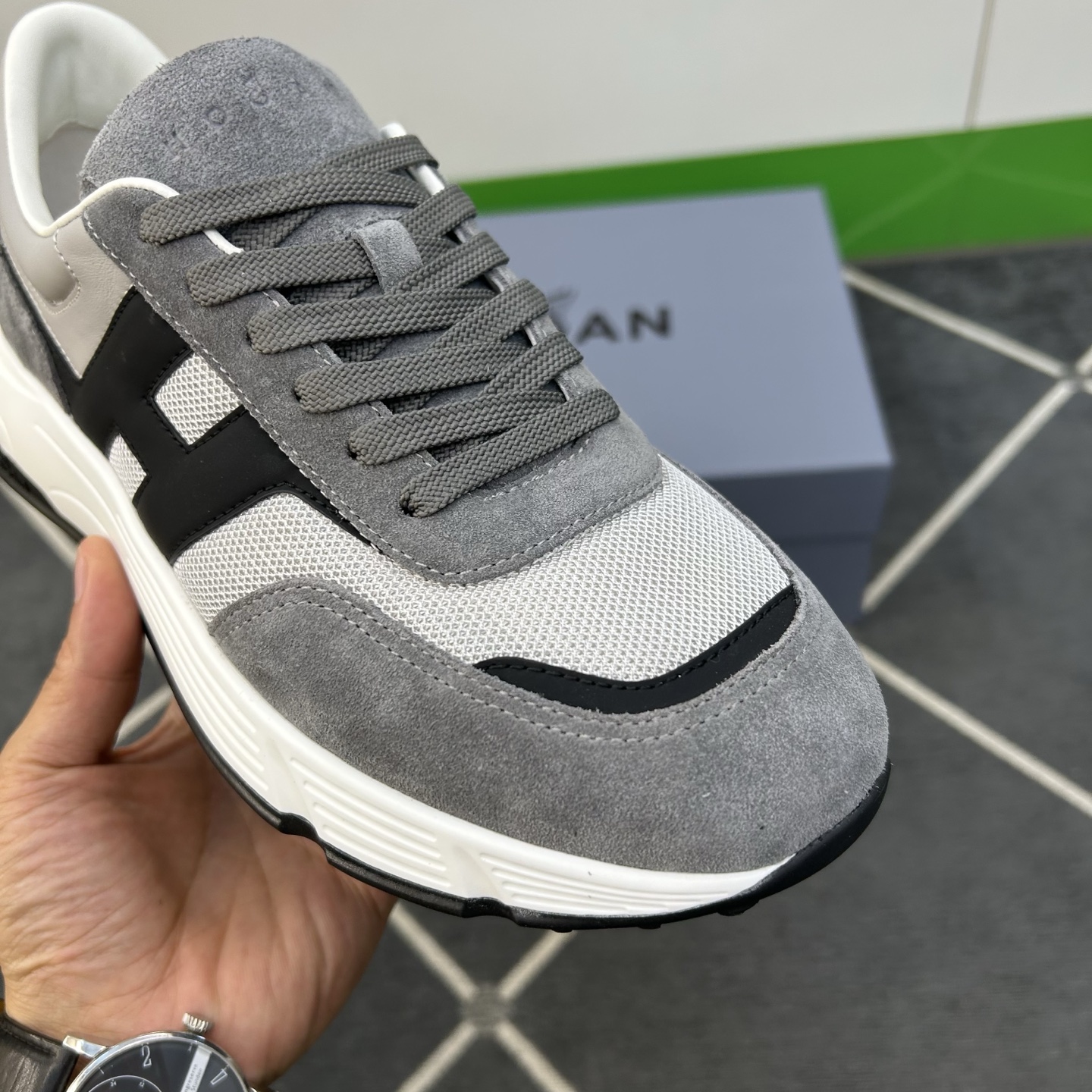 Hogan Men's Gray Suede & Leather Low-Top Sneakers - EU 39-44 8 i1744445316842 7112 0 6