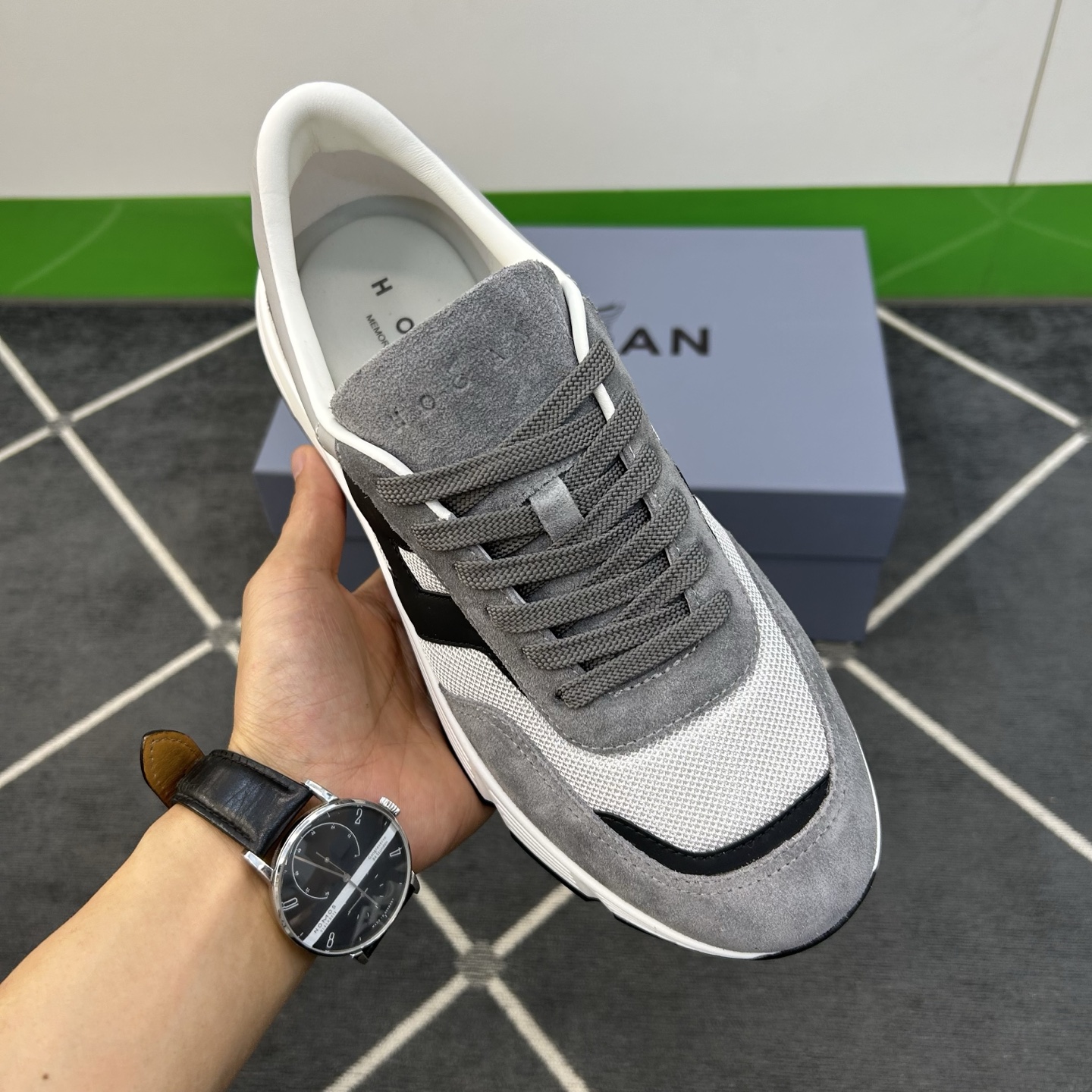 Hogan Men's Gray Suede & Leather Low-Top Sneakers - EU 39-44 7 i1744445316858 1010 0 5