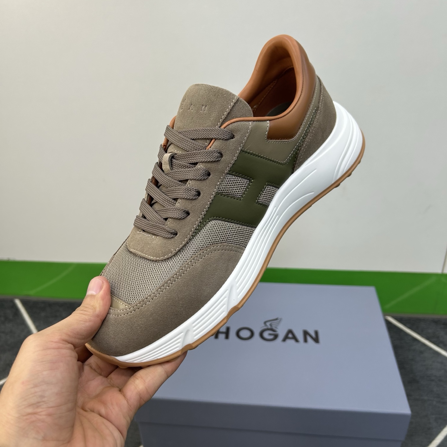 Hogan Men's H641 Luxury Sneakers in Suede and Technical Fabric 10 i1744445365522 3193 0 8