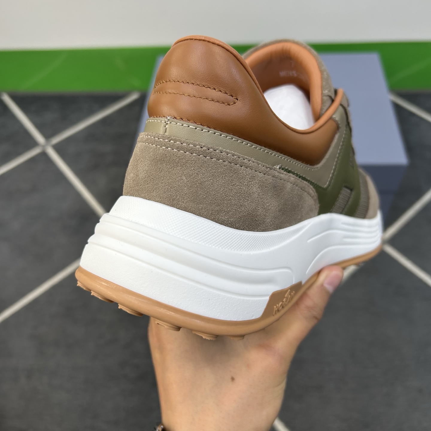 Hogan Men's H641 Luxury Sneakers in Suede and Technical Fabric 9 i1744445365526 4458 0 7