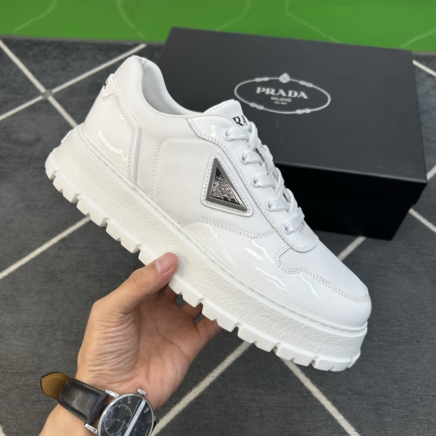 ⚠️【PR＊】⚠️高品级，顶尖工艺⚠️男士休闲款⚠️正码39一44(5－10）⚠️经典滑板鞋款！独特品牌