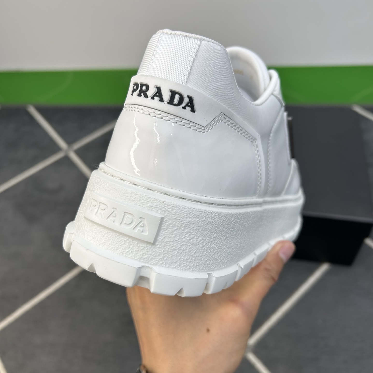 ⚠️【PR＊】⚠️高品级，顶尖工艺⚠️男士休闲款⚠️正码39一44(5－10）⚠️经典滑板鞋款！独特品牌