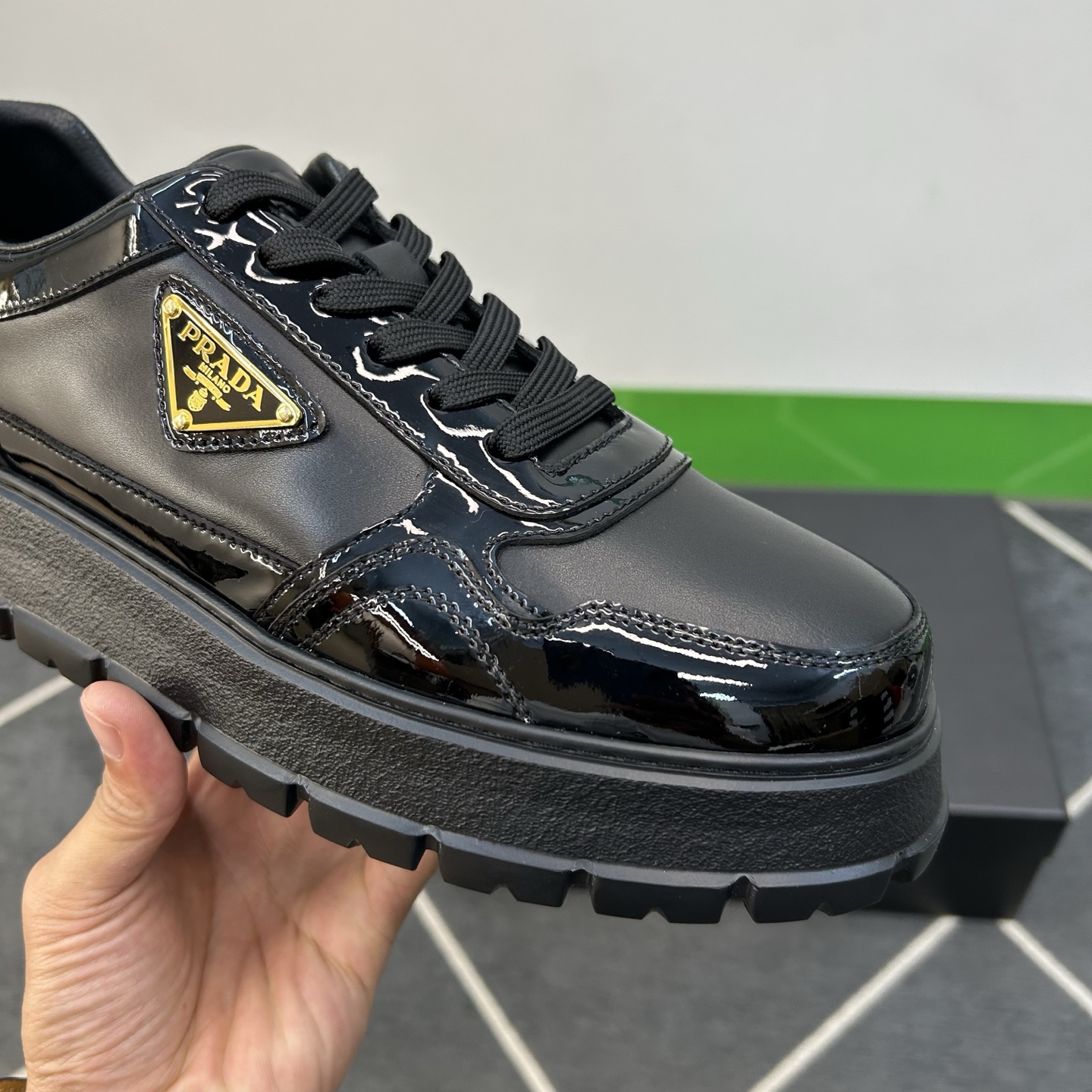 ⚠️【PR＊】⚠️高品级，顶尖工艺⚠️男士休闲款⚠️正码39一44(5－10）⚠️经典滑板鞋款！独特品牌