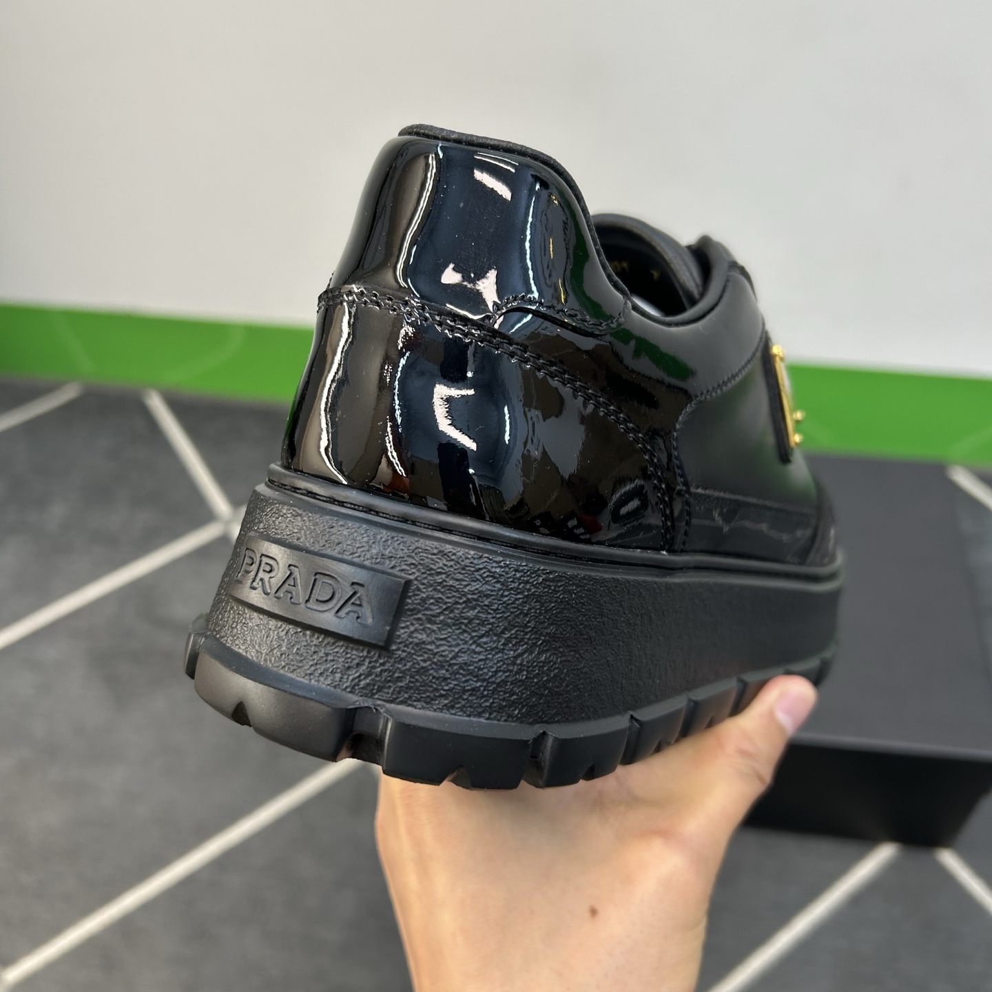 ⚠️【PR＊】⚠️高品级，顶尖工艺⚠️男士休闲款⚠️正码39一44(5－10）⚠️经典滑板鞋款！独特品牌
