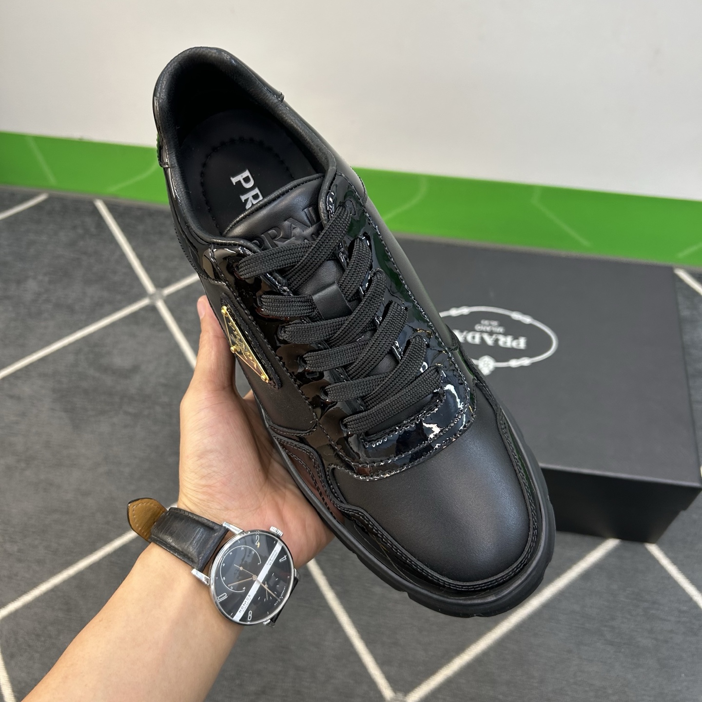 ⚠️【PR＊】⚠️高品级，顶尖工艺⚠️男士休闲款⚠️正码39一44(5－10）⚠️经典滑板鞋款！独特品牌