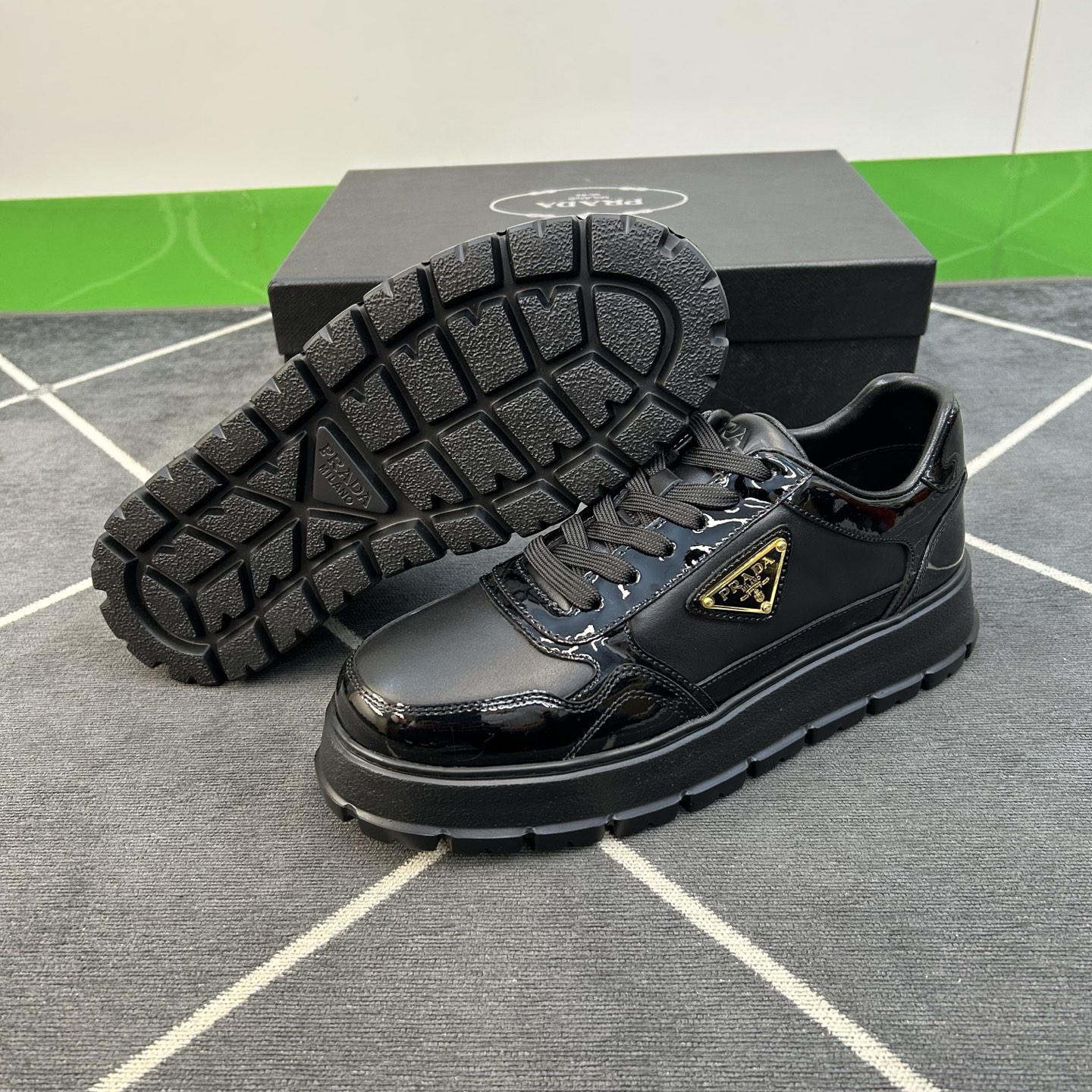⚠️【PR＊】⚠️高品级，顶尖工艺⚠️男士休闲款⚠️正码39一44(5－10）⚠️经典滑板鞋款！独特品牌