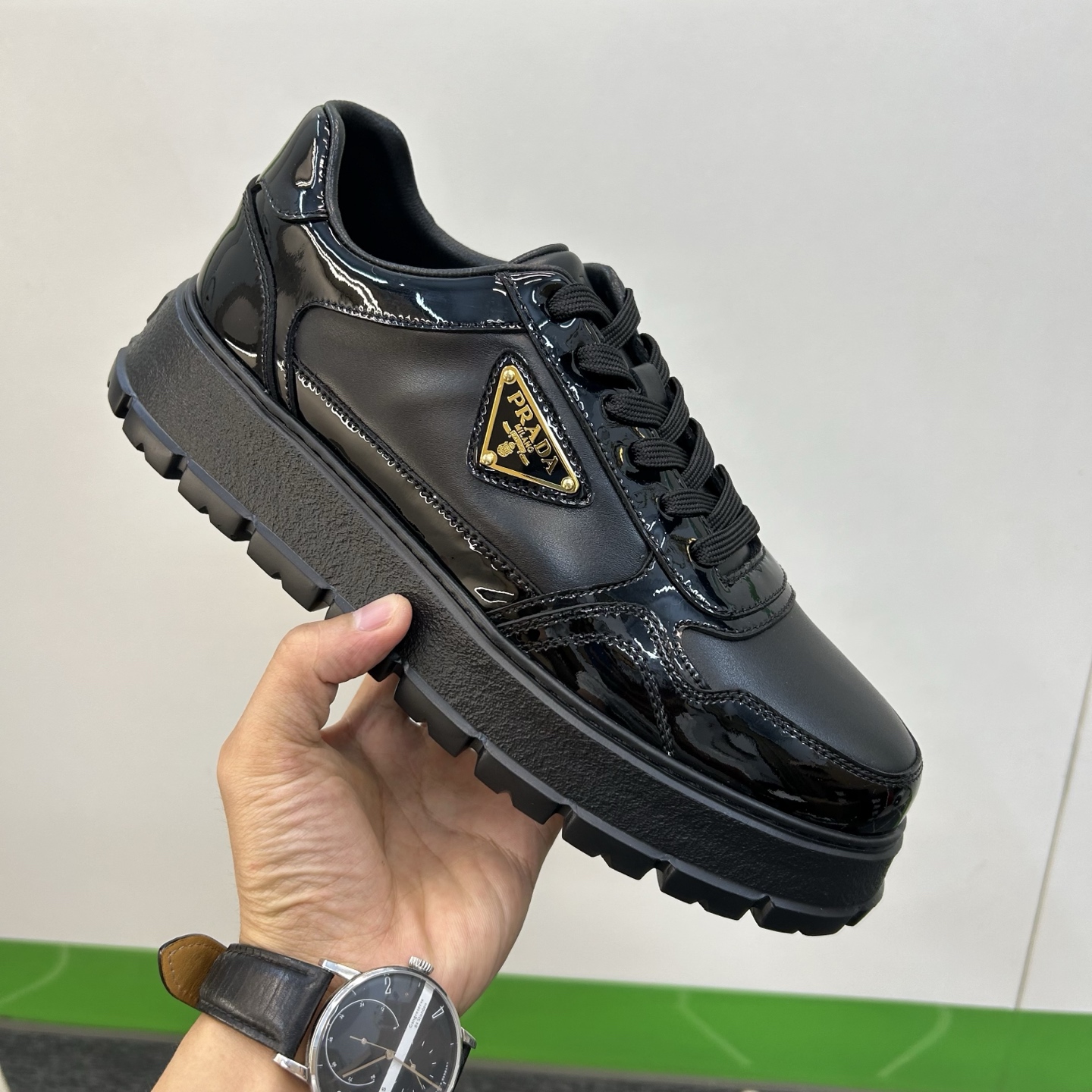 ⚠️【PR＊】⚠️高品级，顶尖工艺⚠️男士休闲款⚠️正码39一44(5－10）⚠️经典滑板鞋款！独特品牌