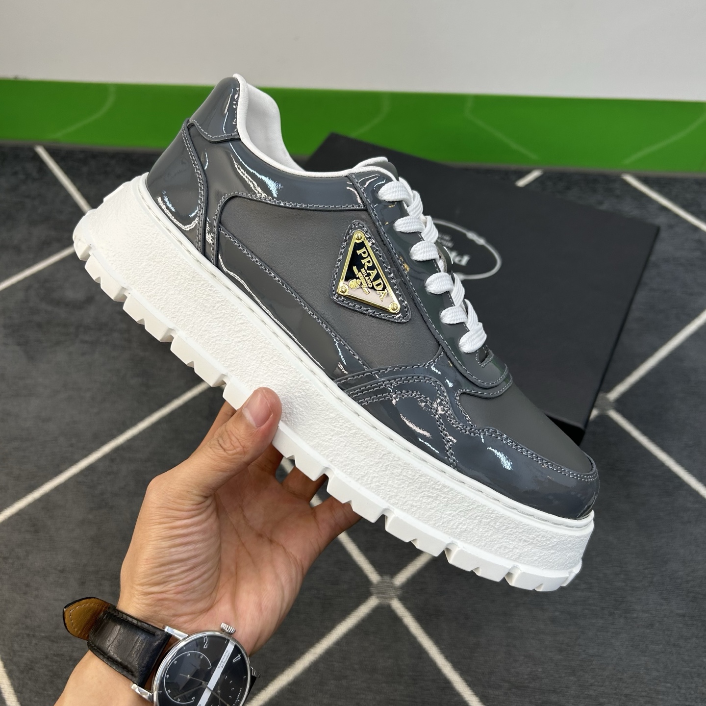 ⚠️【PR＊】⚠️高品级，顶尖工艺⚠️男士休闲款⚠️正码39一44(5－10）⚠️经典滑板鞋款！独特品牌