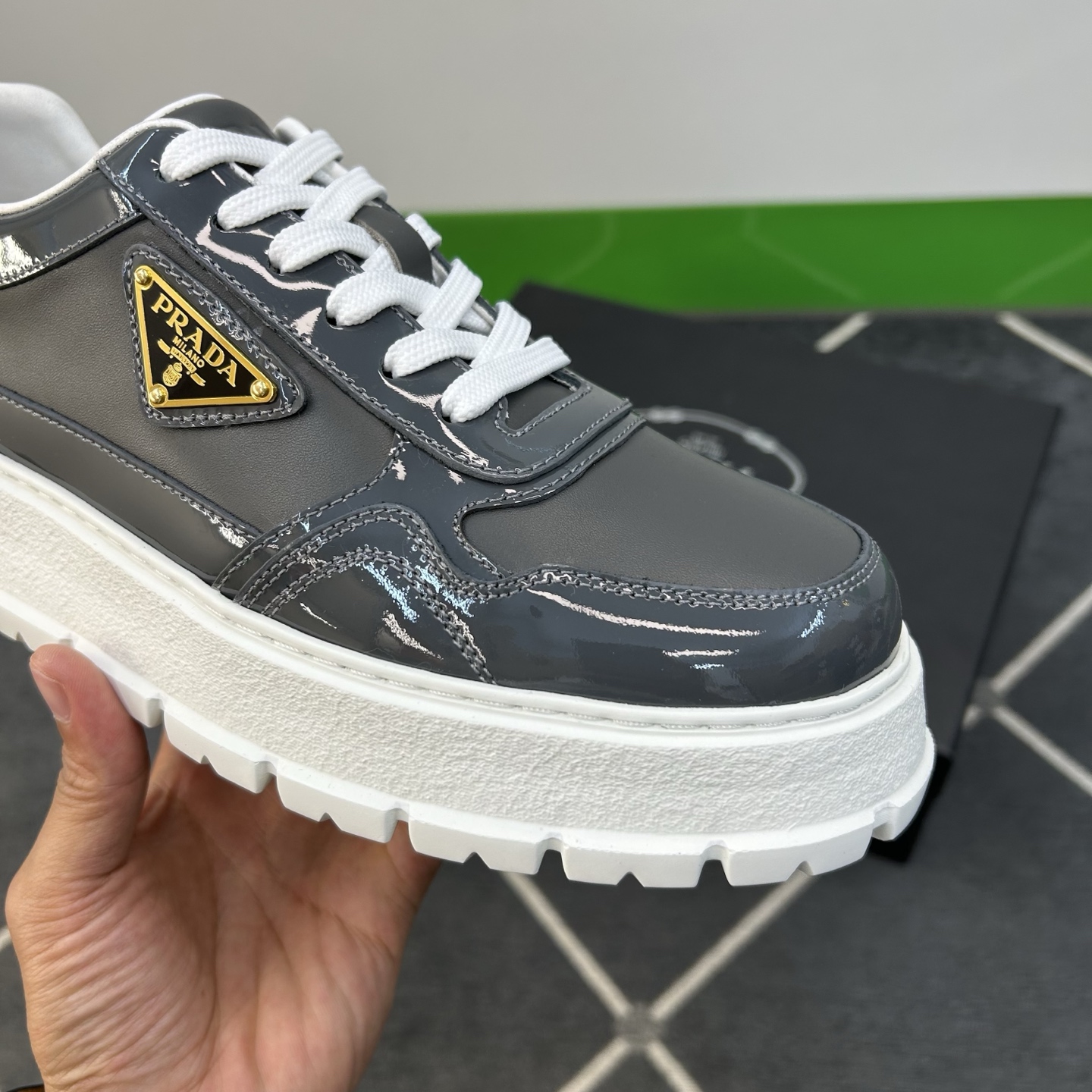 ⚠️【PR＊】⚠️高品级，顶尖工艺⚠️男士休闲款⚠️正码39一44(5－10）⚠️经典滑板鞋款！独特品牌