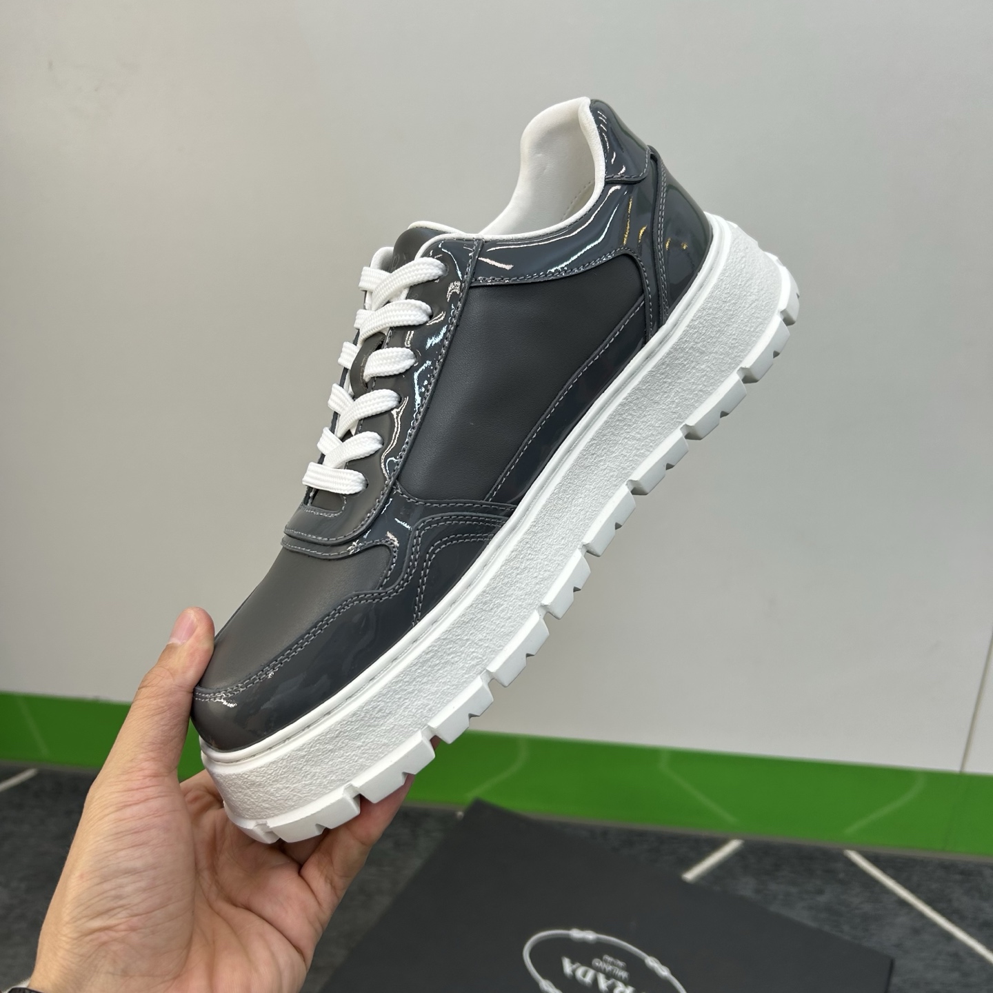 ⚠️【PR＊】⚠️高品级，顶尖工艺⚠️男士休闲款⚠️正码39一44(5－10）⚠️经典滑板鞋款！独特品牌